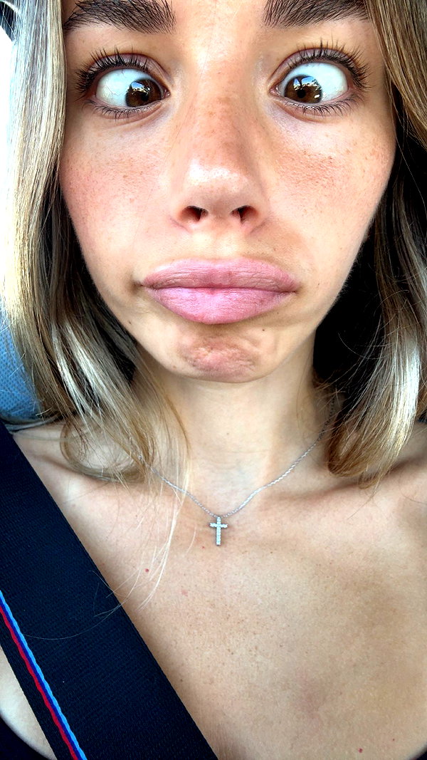 sadie.mckenna snapchat image archive image