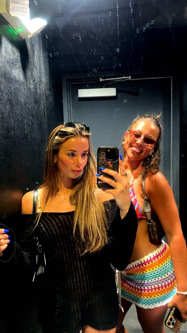 sadie.mckenna snapchat image archive image