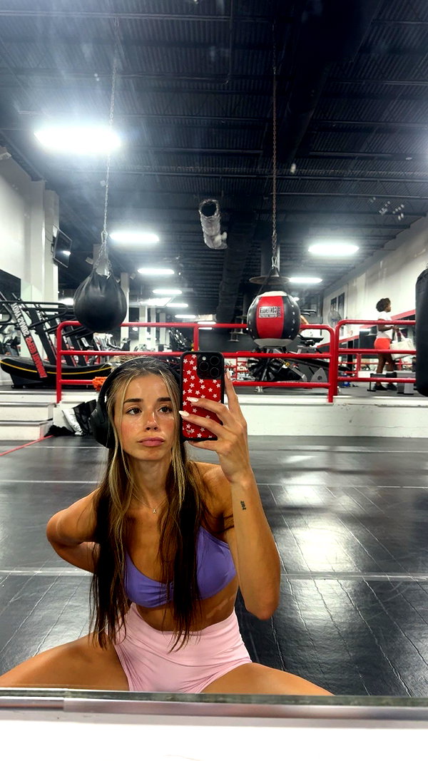 sadie.mckenna snapchat image archive image
