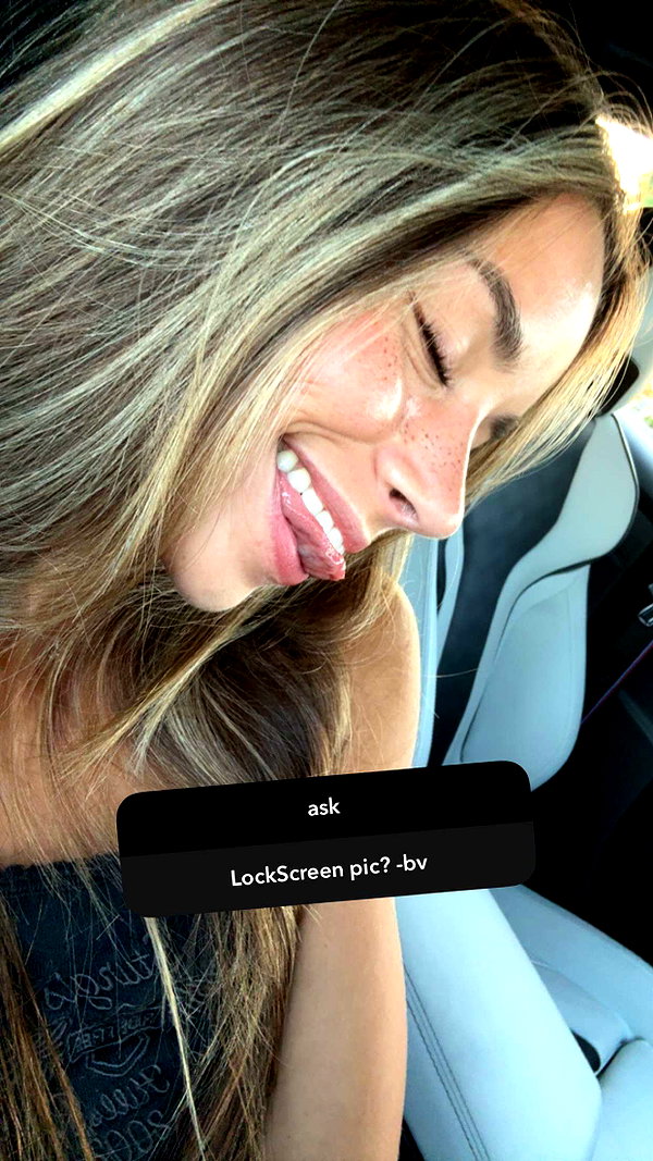 sadie.mckenna snapchat image archive image