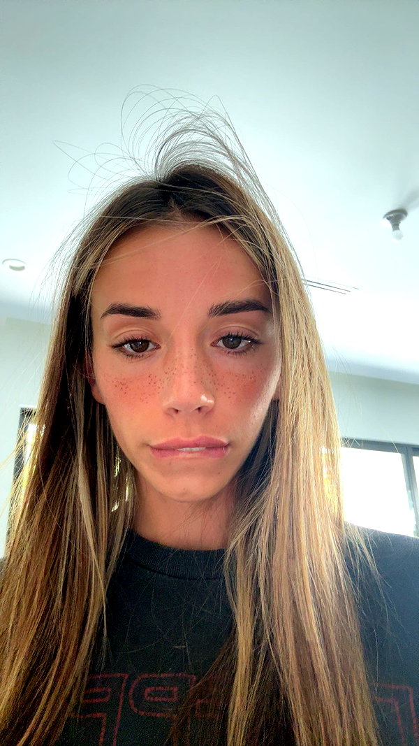 sadie.mckenna snapchat image archive image