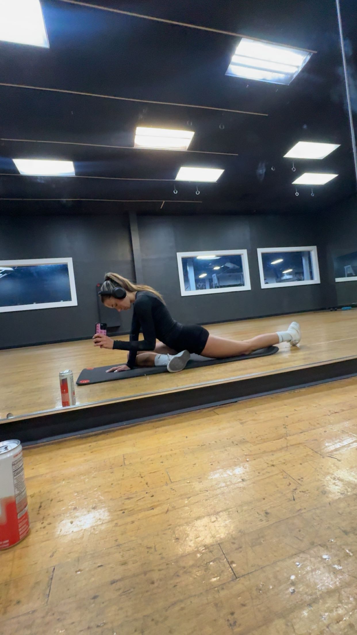 sadie.mckenna snapchat image archive image