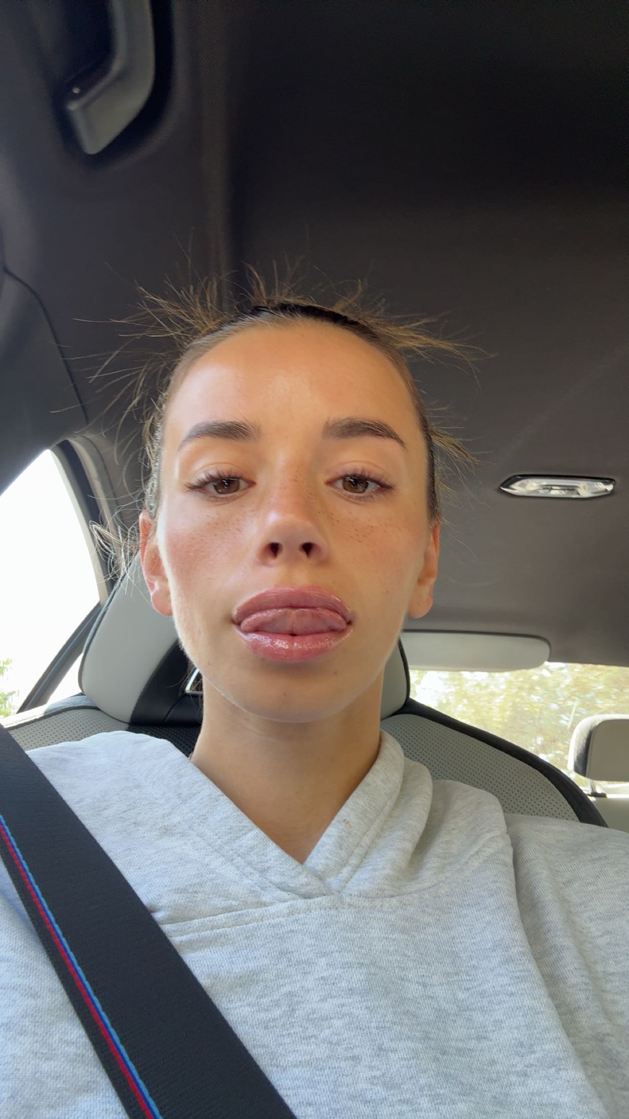 sadie.mckenna snapchat image archive image