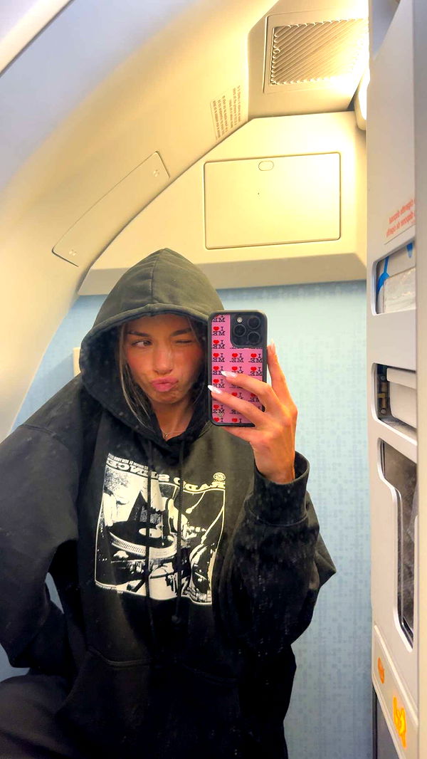 sadie.mckenna image ~ Altpins