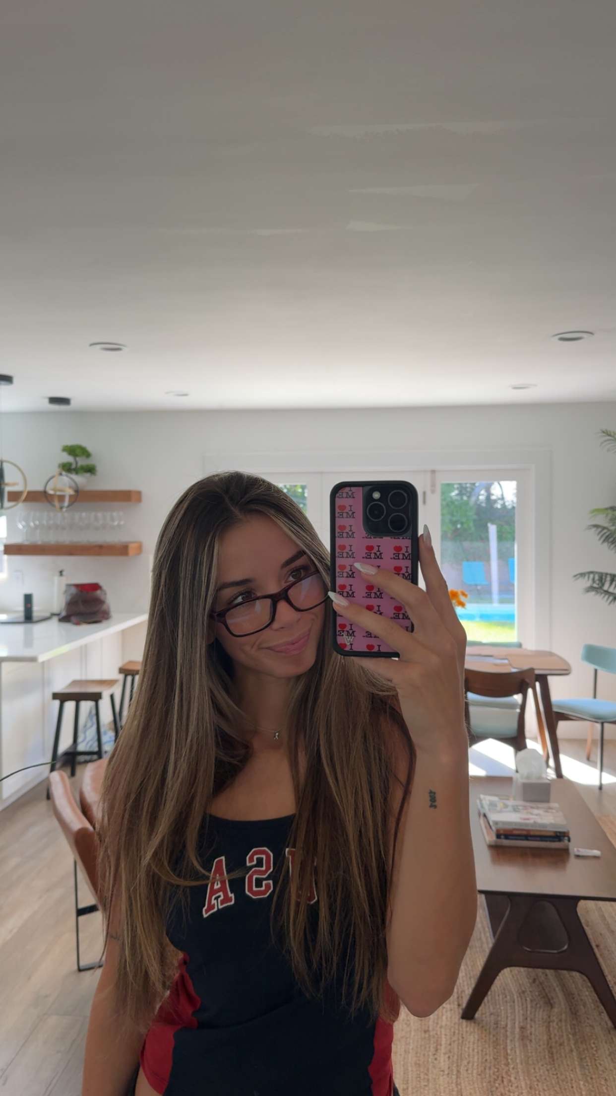 sadie.mckenna snapchat image archive image