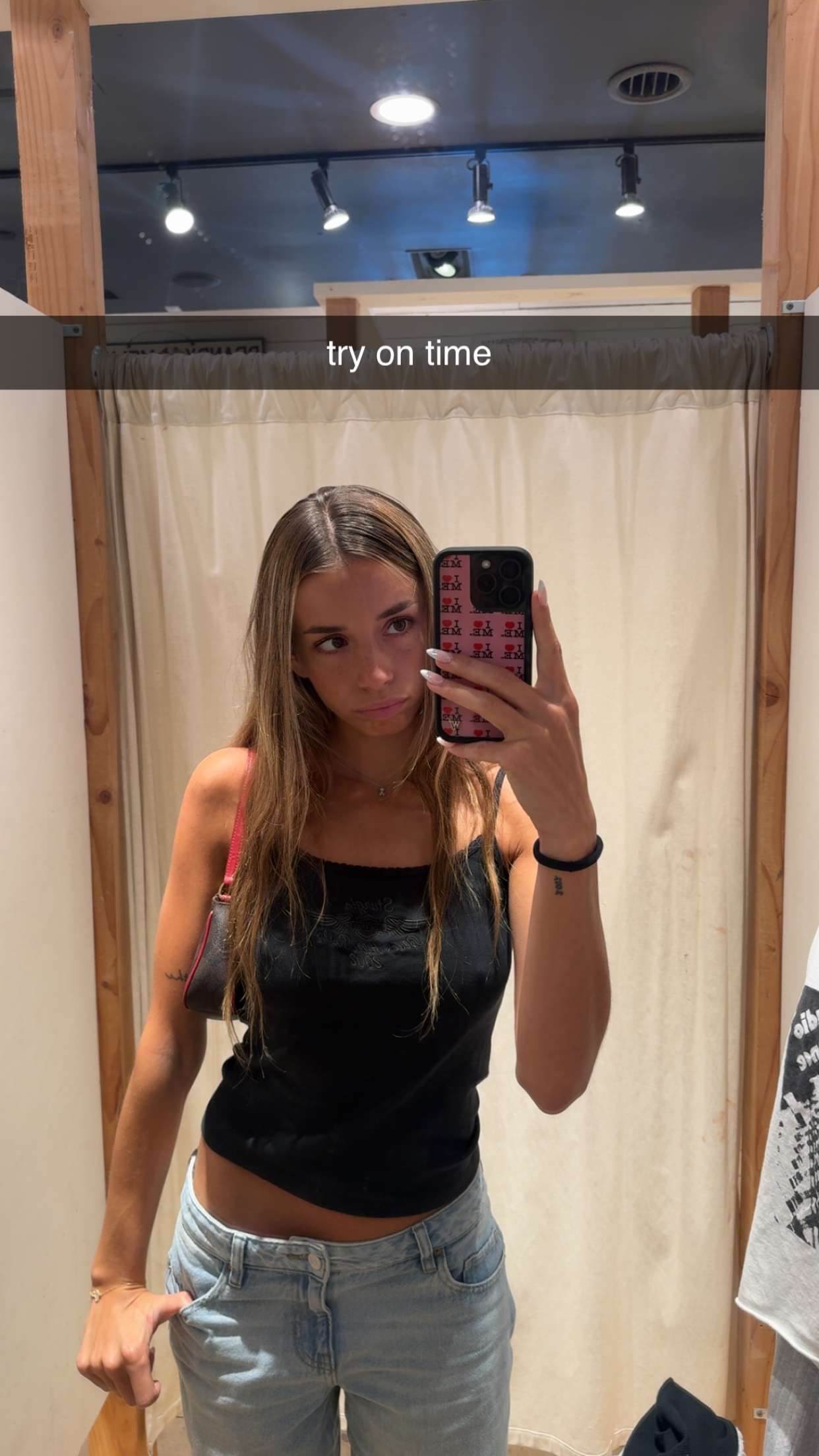 sadie.mckenna snapchat image archive image