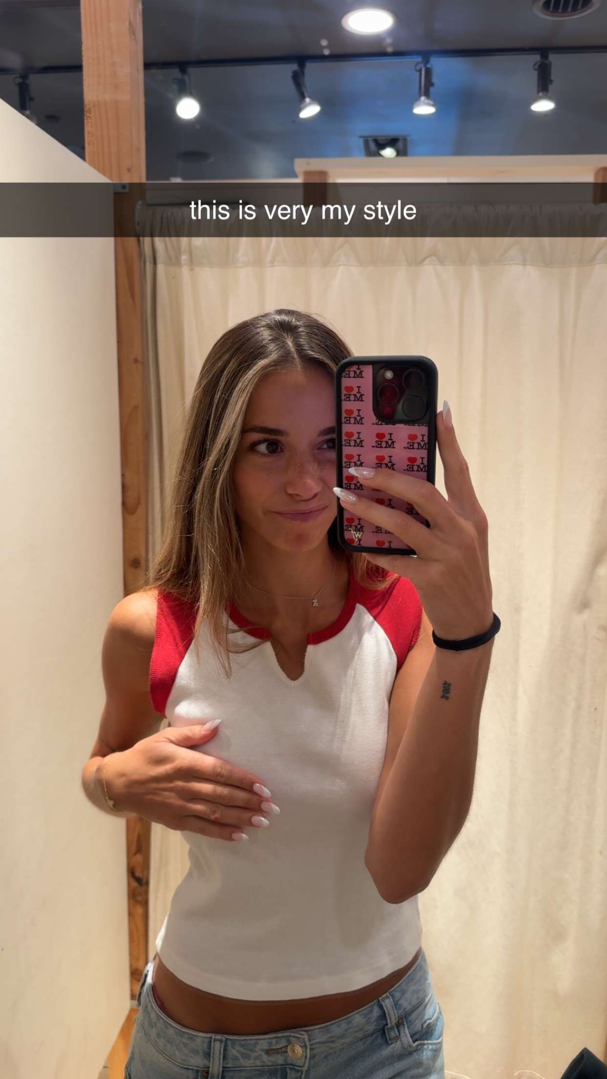 sadie.mckenna snapchat image archive image