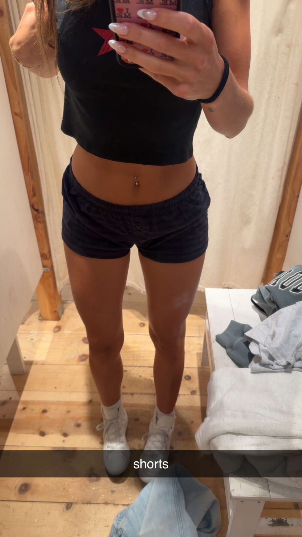 sadie.mckenna snapchat image archive image