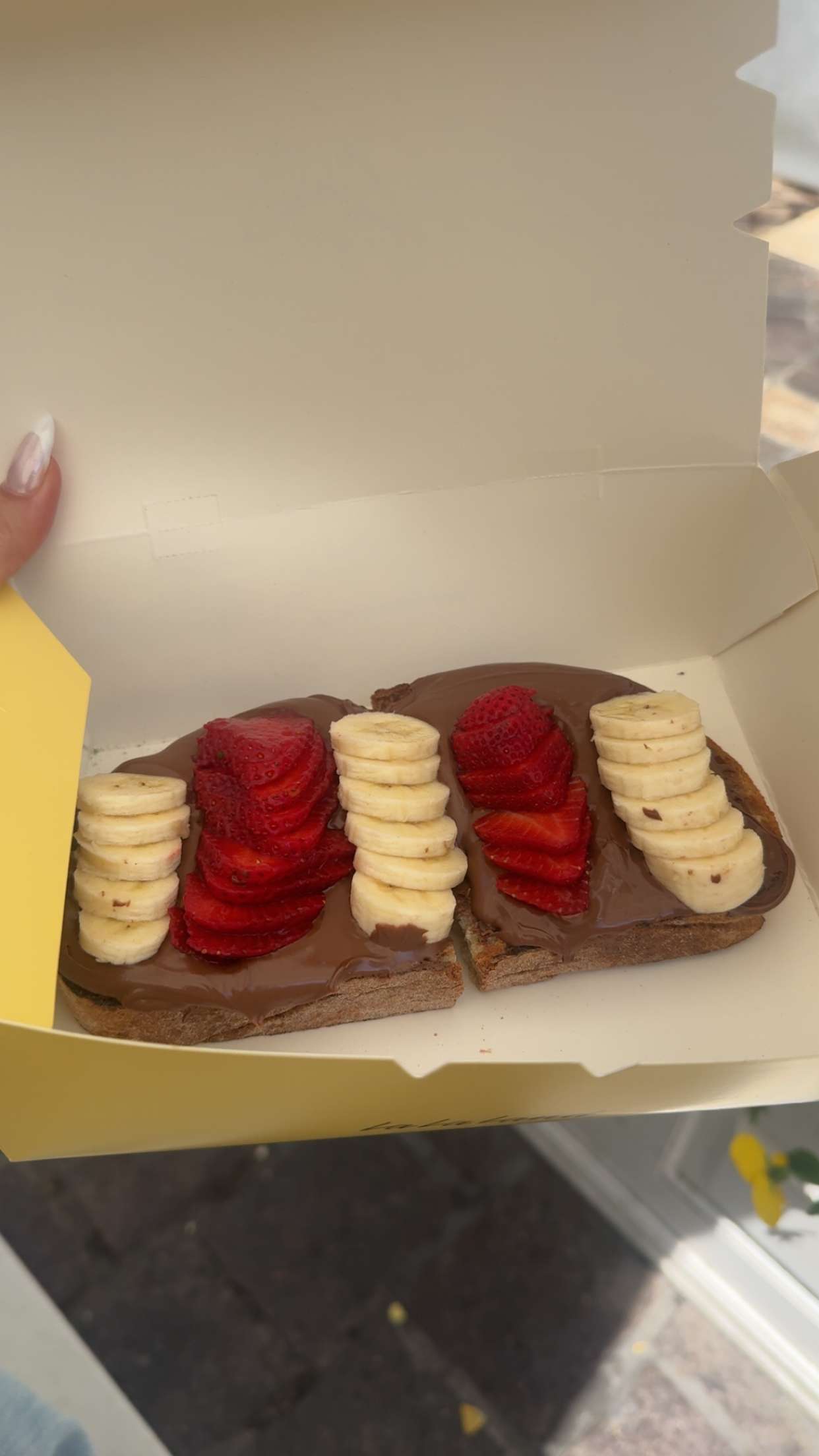 sadie.mckenna snapchat image archive image