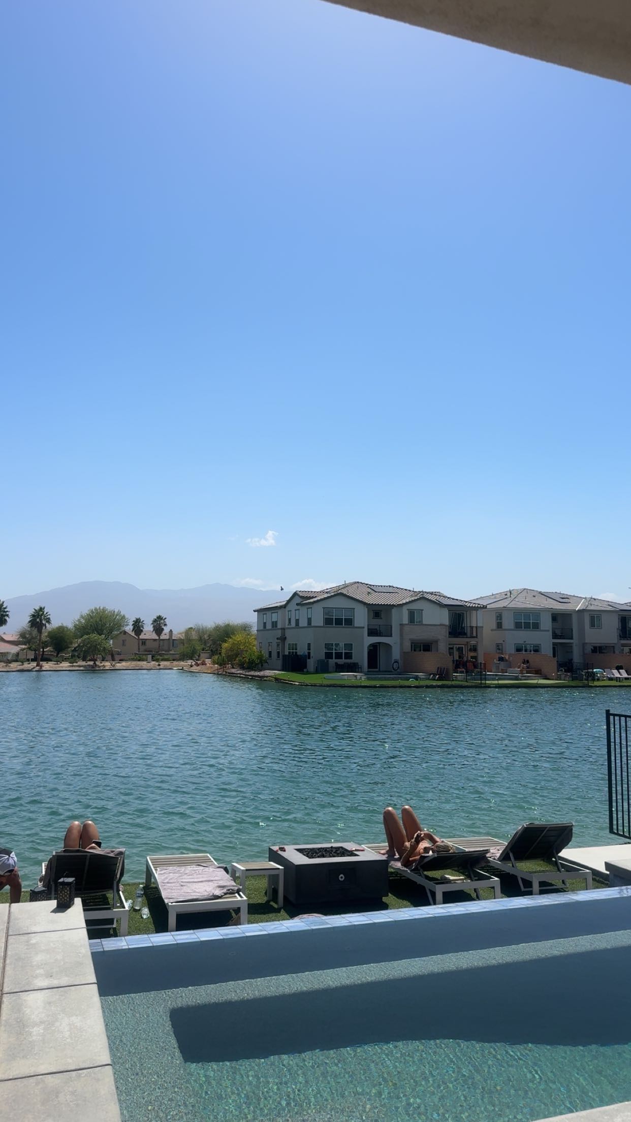 sadie.mckenna snapchat image archive image