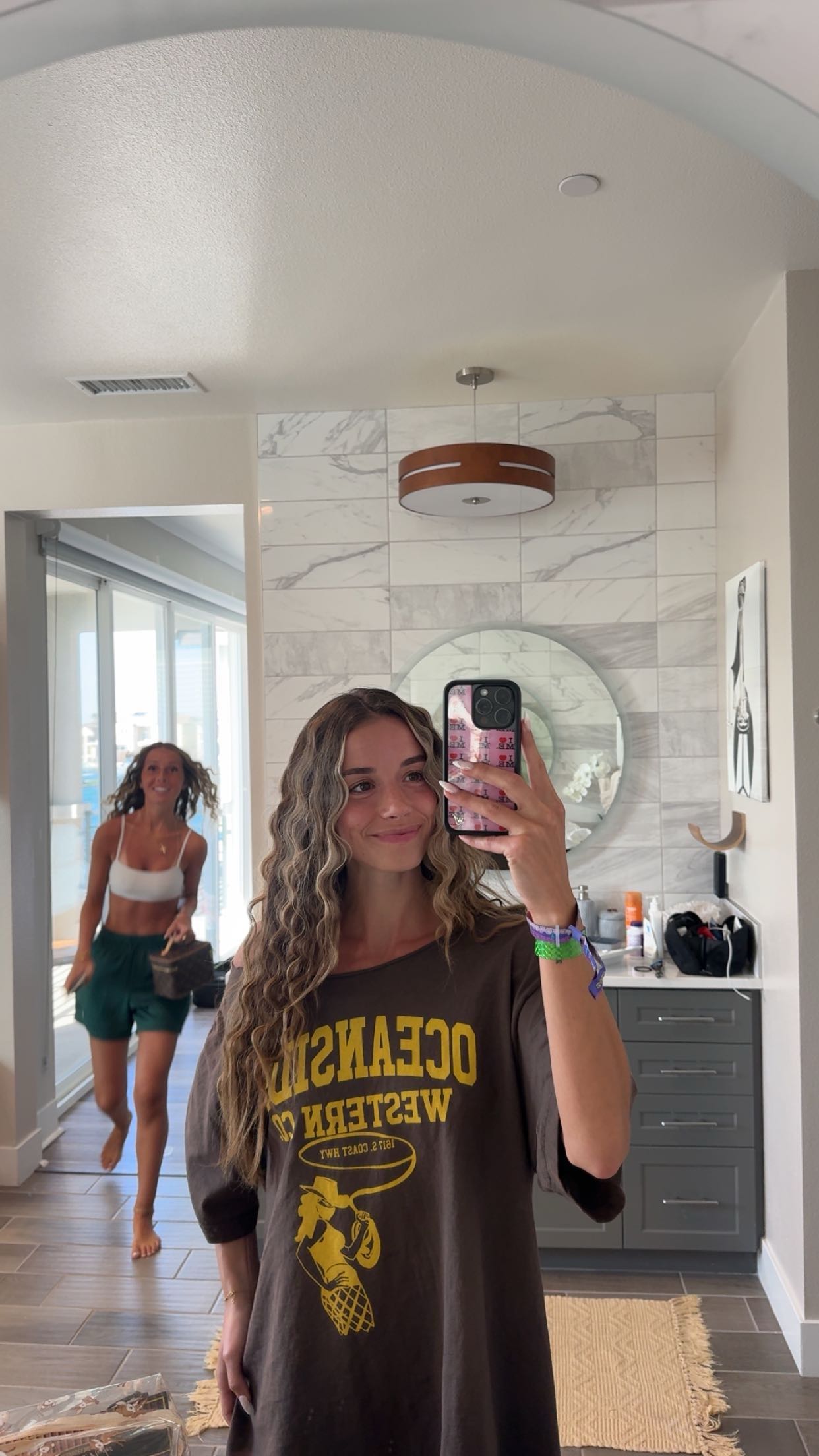 sadie.mckenna snapchat image archive image