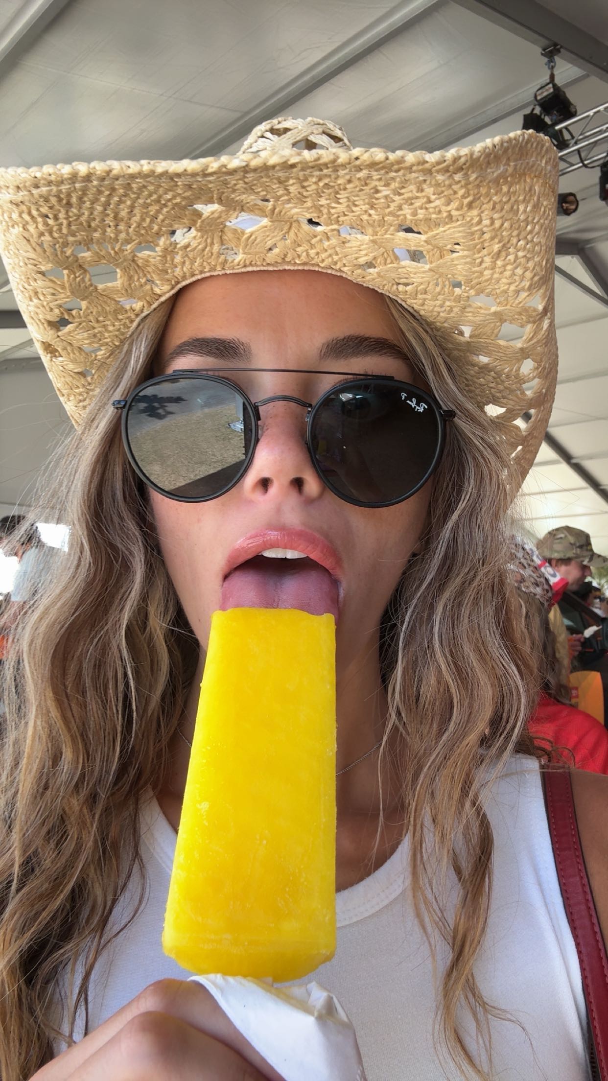 sadie.mckenna snapchat image archive image