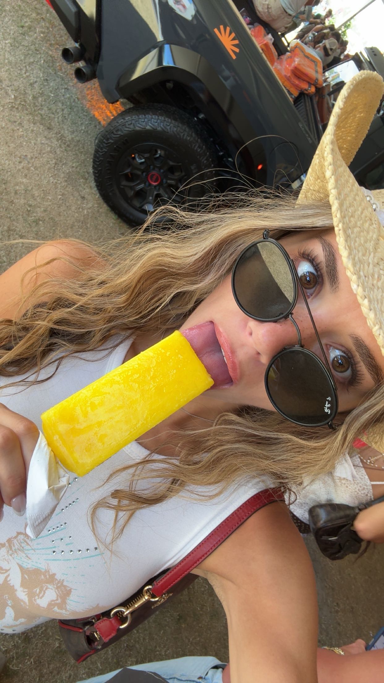 sadie.mckenna snapchat image archive image