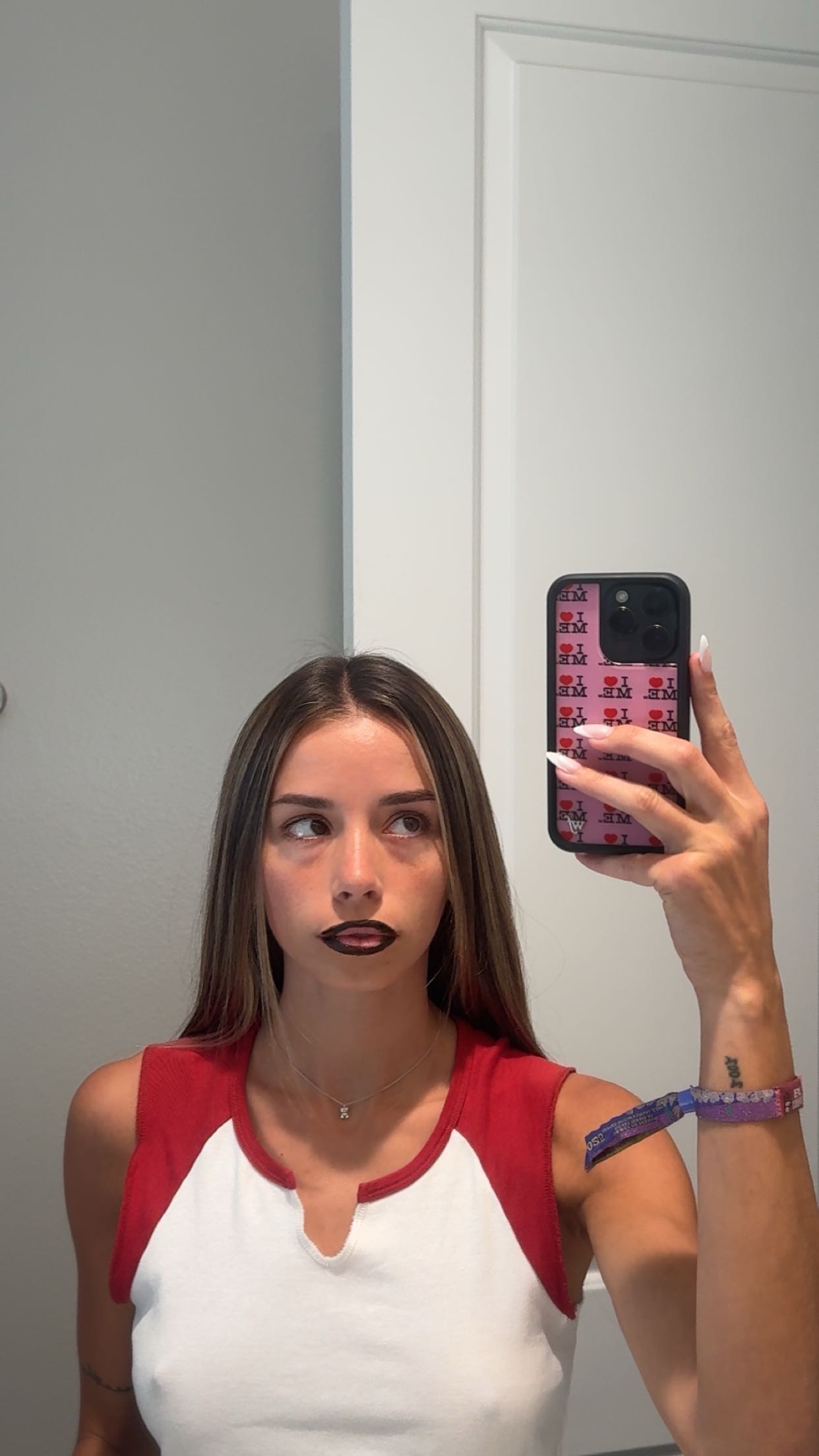 sadie.mckenna snapchat image archive image