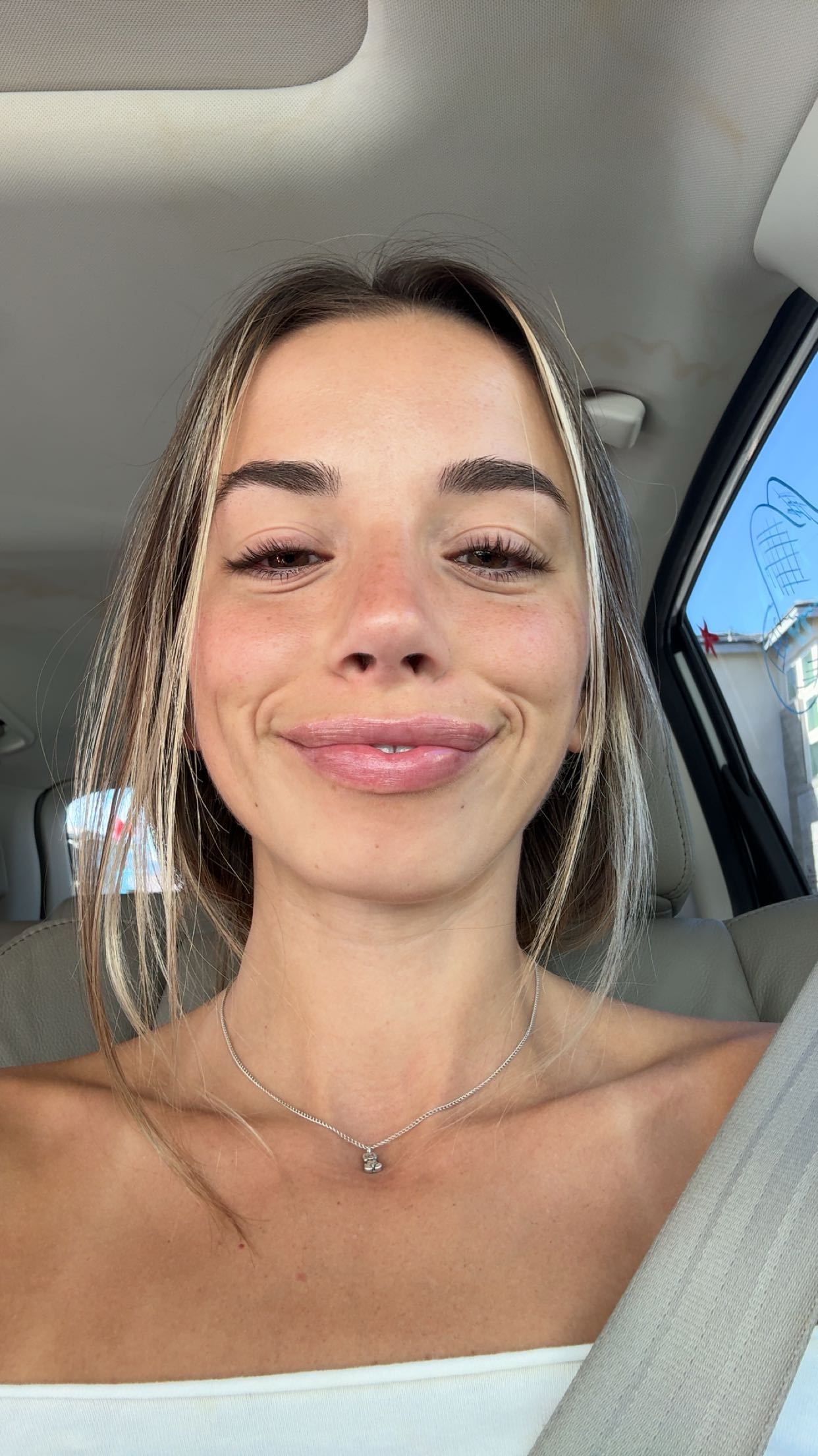 sadie.mckenna snapchat image archive image