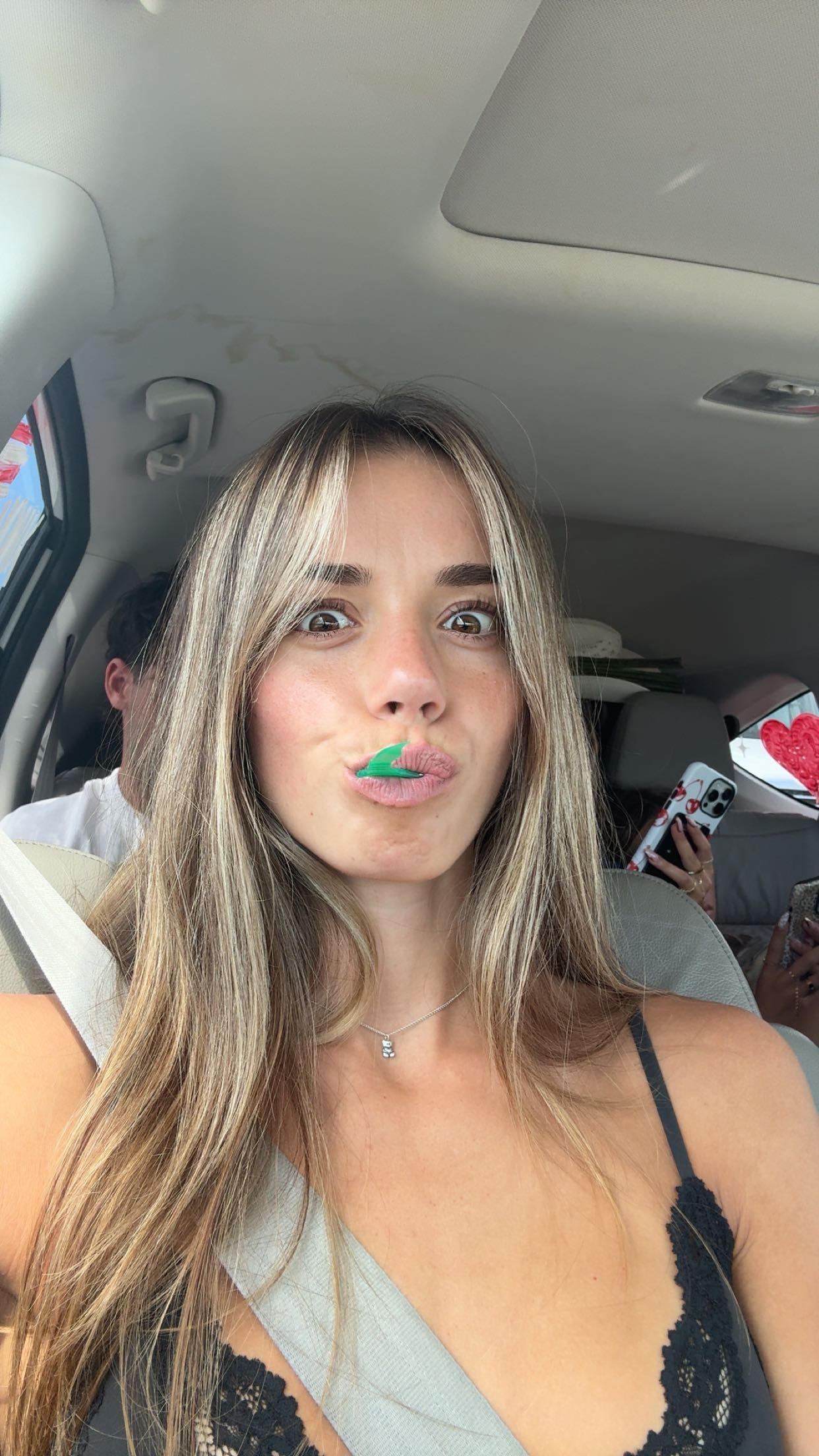 sadie.mckenna snapchat image archive image