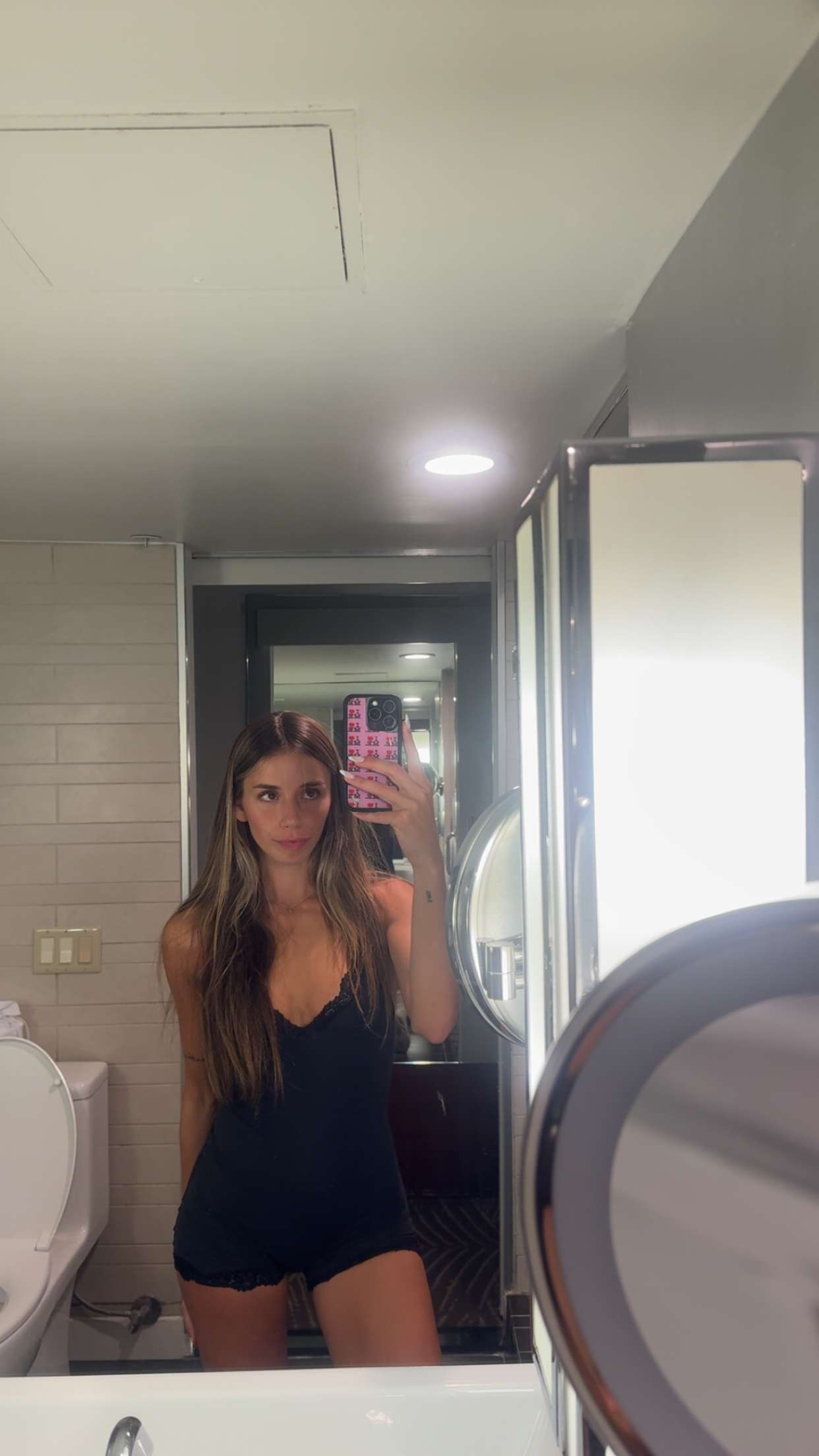 sadie.mckenna snapchat image archive image