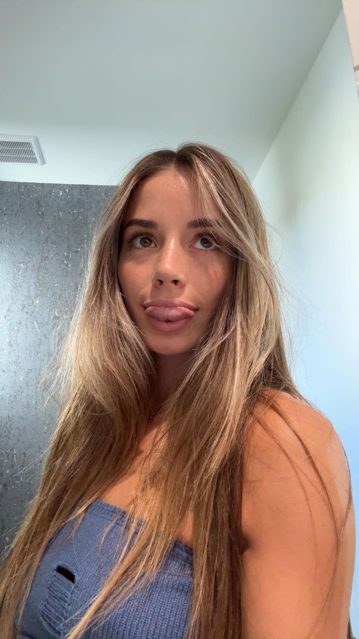 sadie.mckenna snapchat image archive image