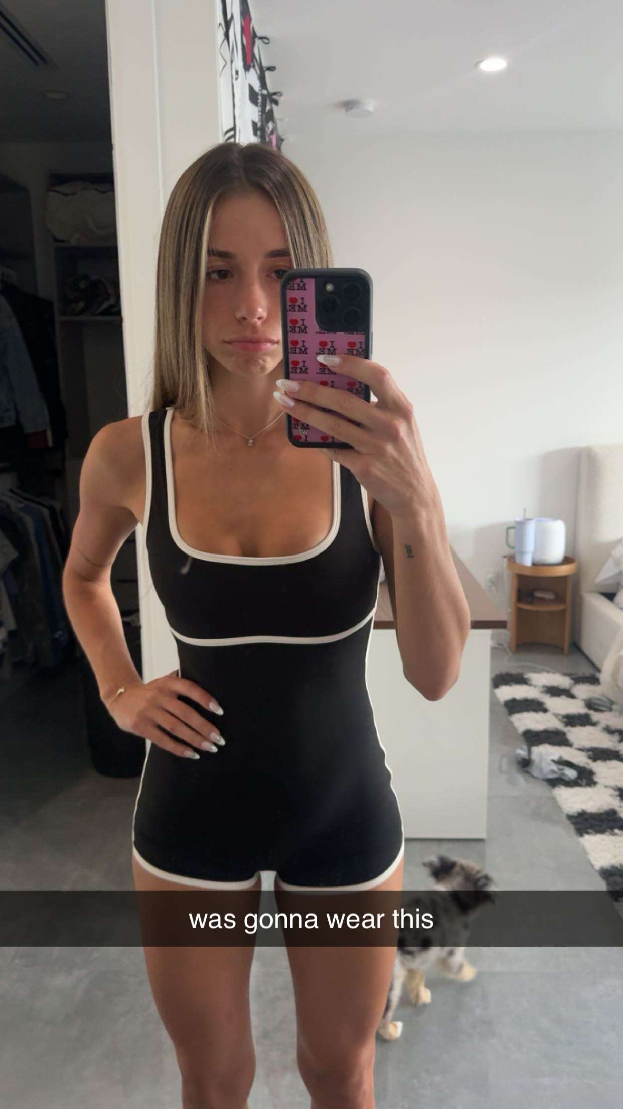 sadie.mckenna snapchat image archive image