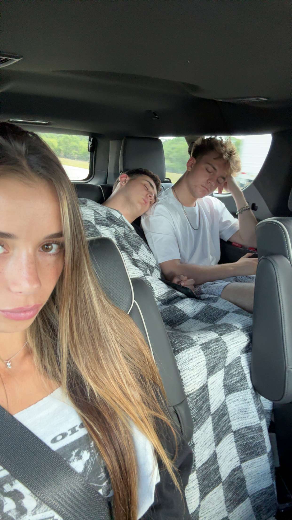 sadie.mckenna snapchat image archive image