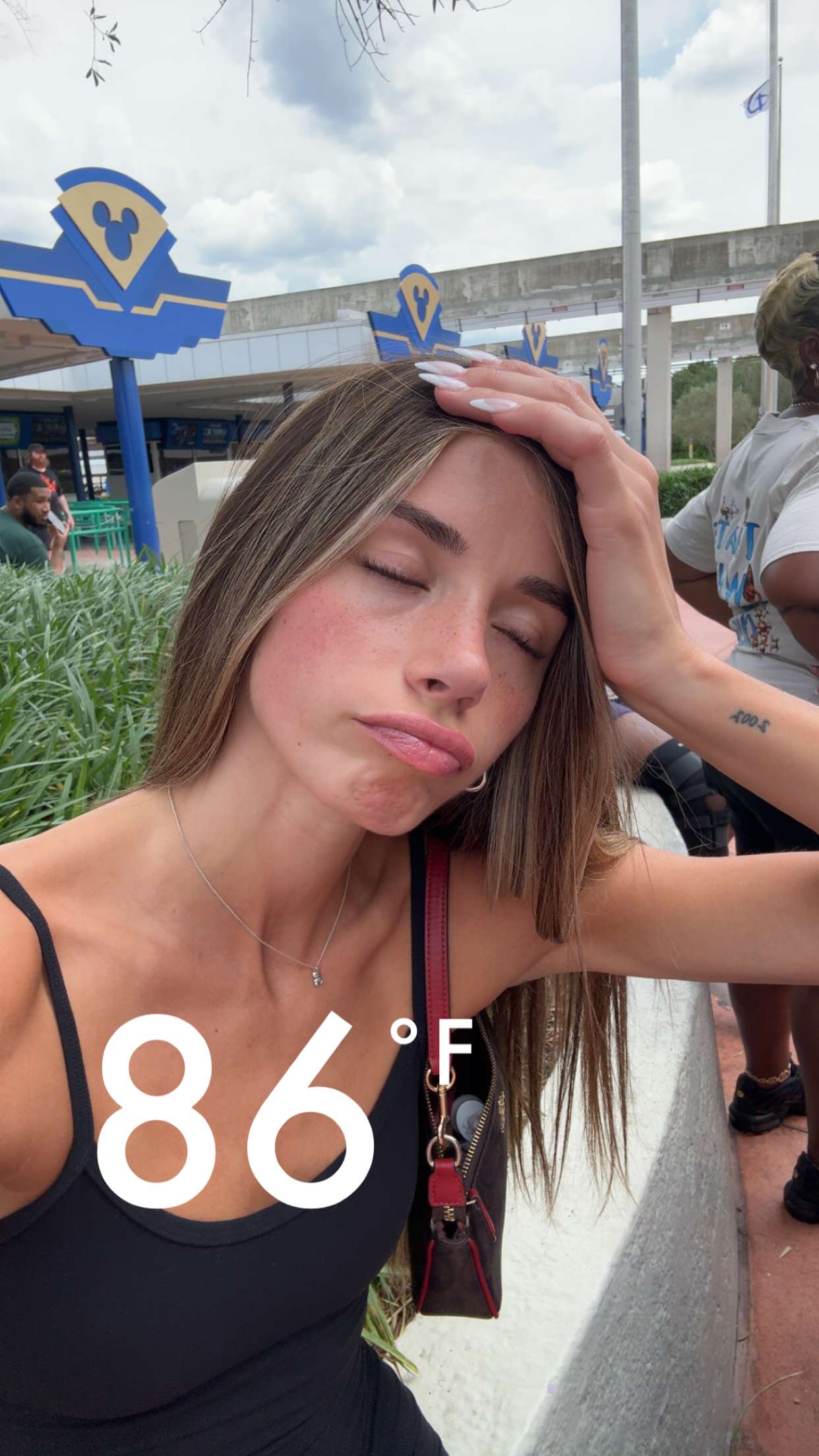 sadie.mckenna snapchat image archive image