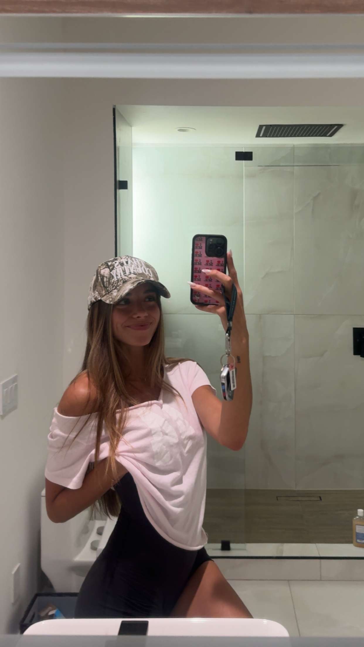 sadie.mckenna snapchat image archive image