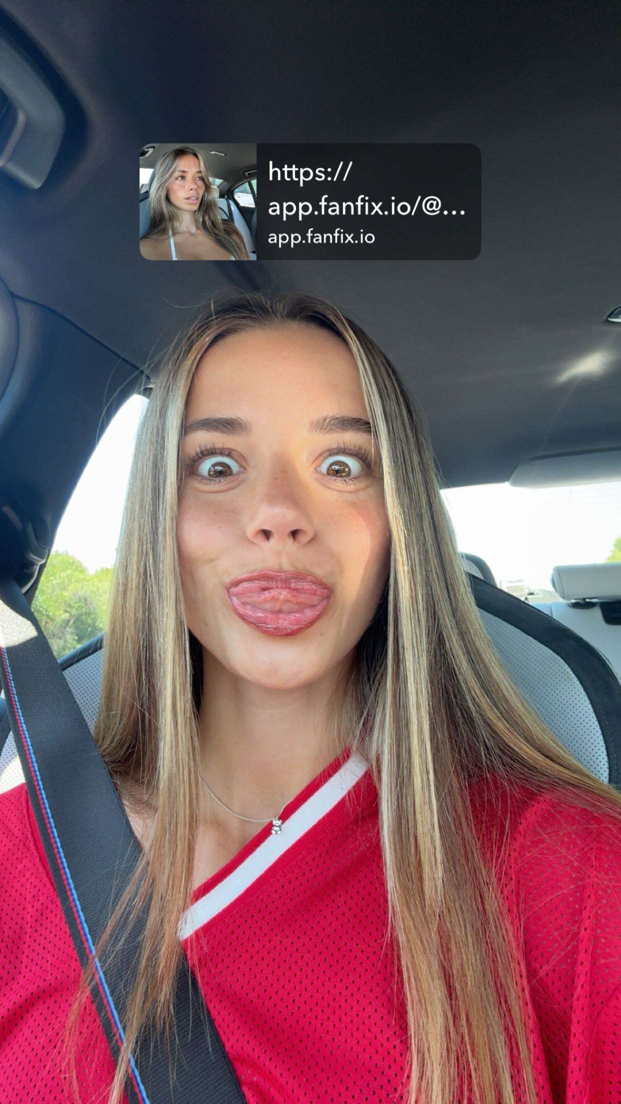 sadie.mckenna snapchat image archive image