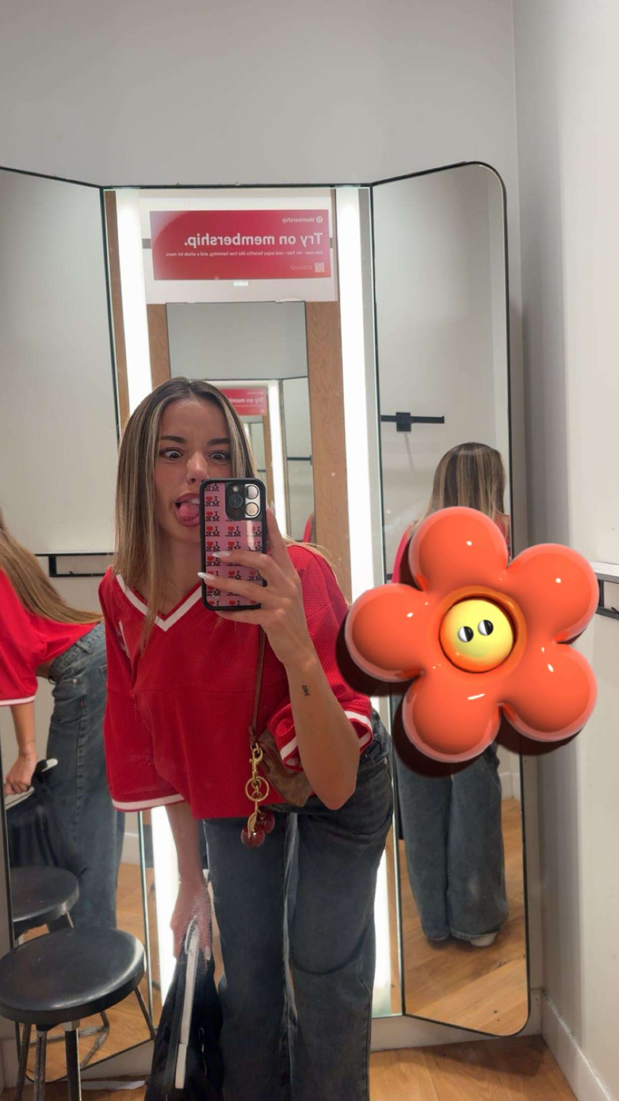 sadie.mckenna snapchat image archive image