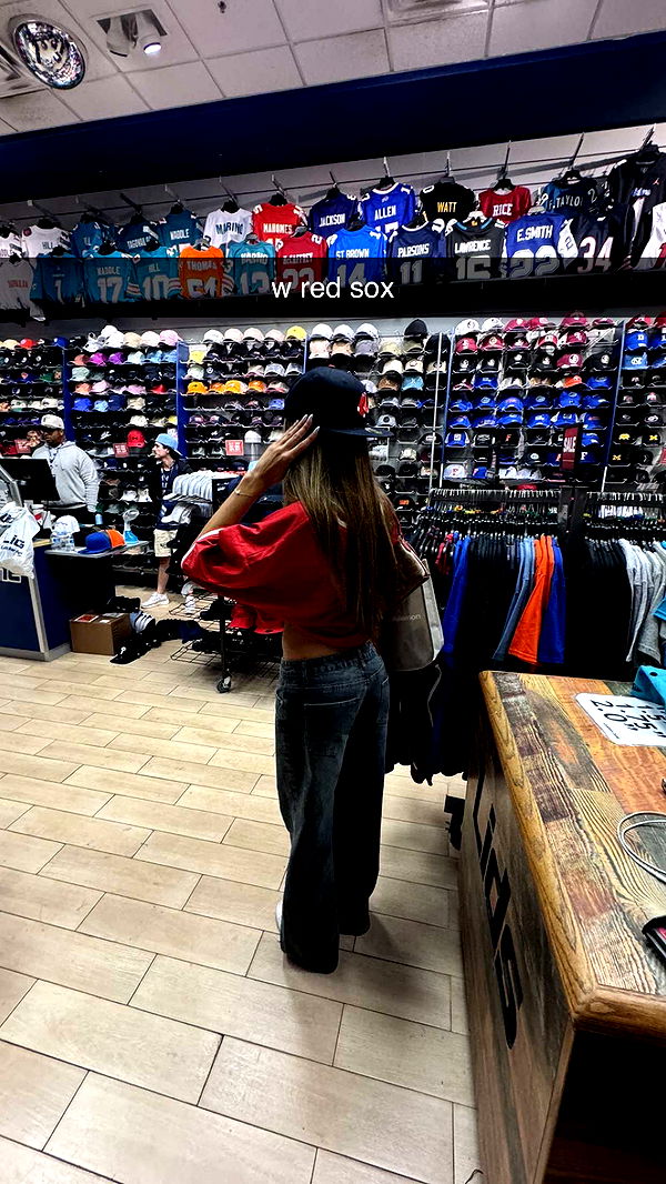 sadie.mckenna image ~ Altpins