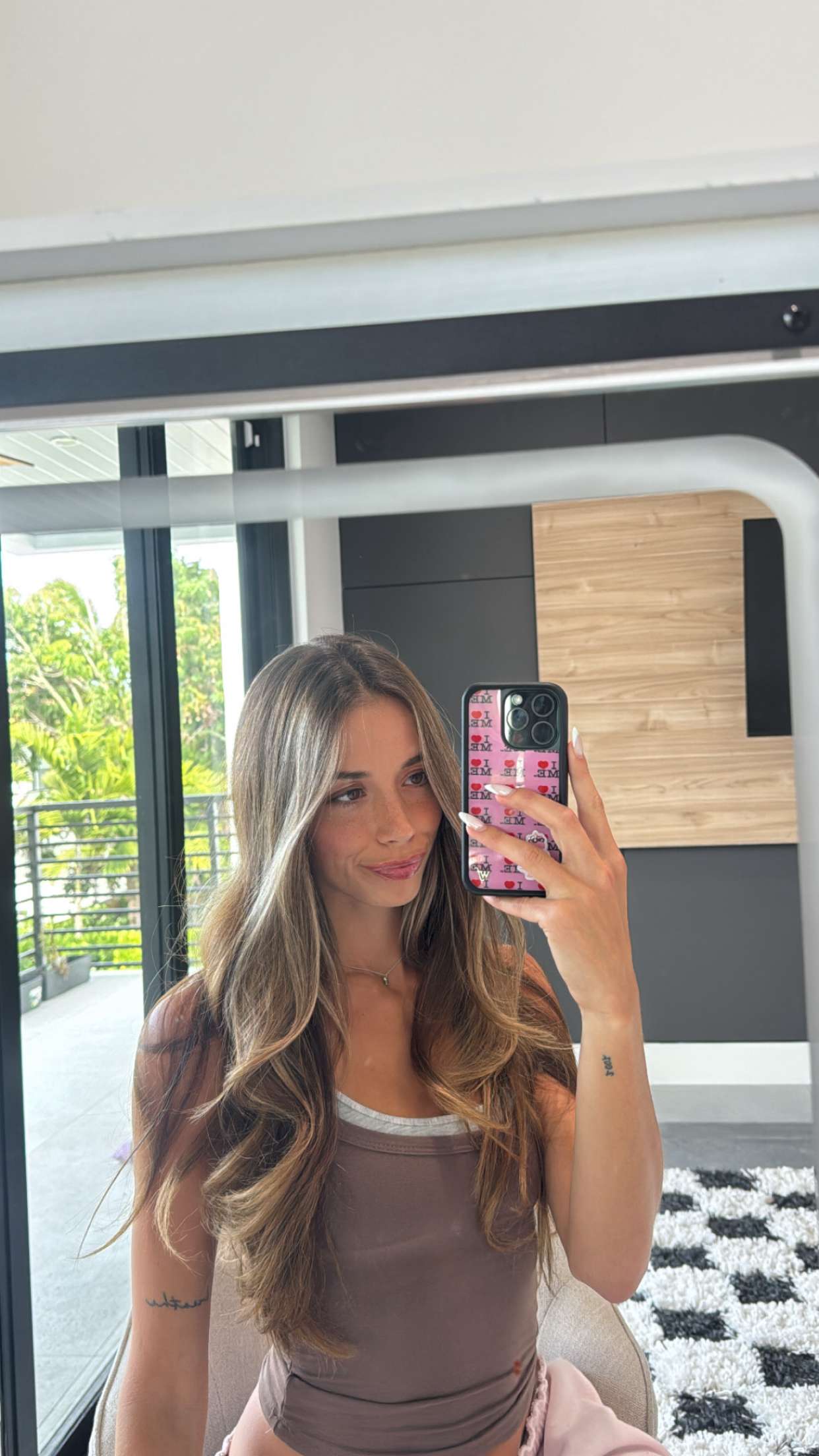 sadie.mckenna snapchat image archive image