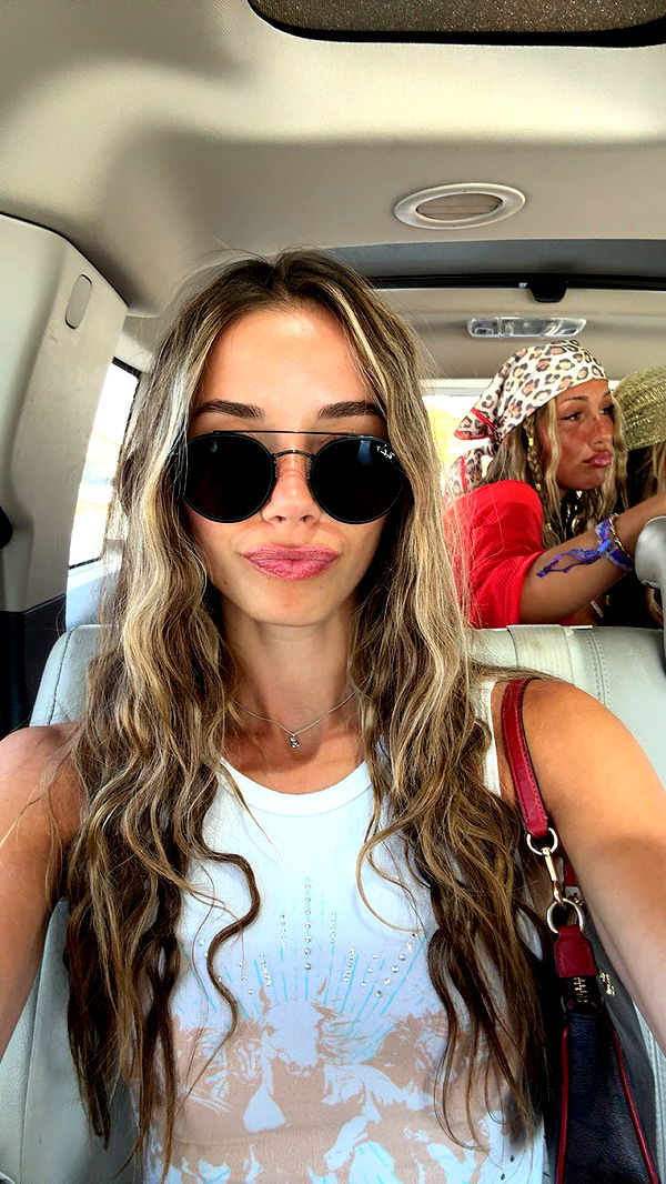 sadie.mckenna image ~ Altpins