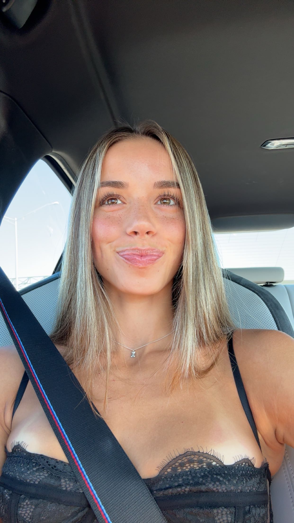 sadie.mckenna snapchat image archive image