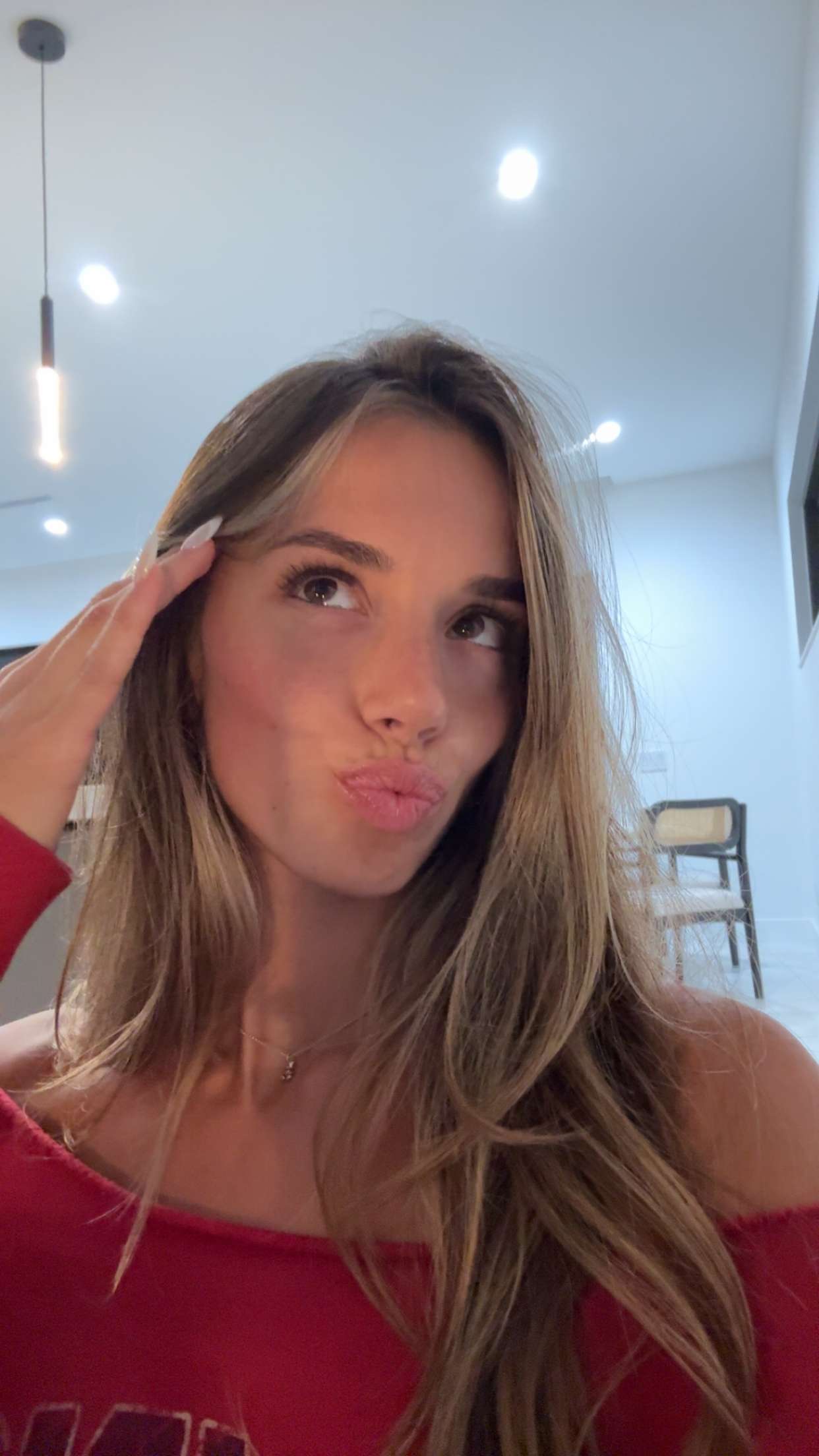 sadie.mckenna snapchat image archive image