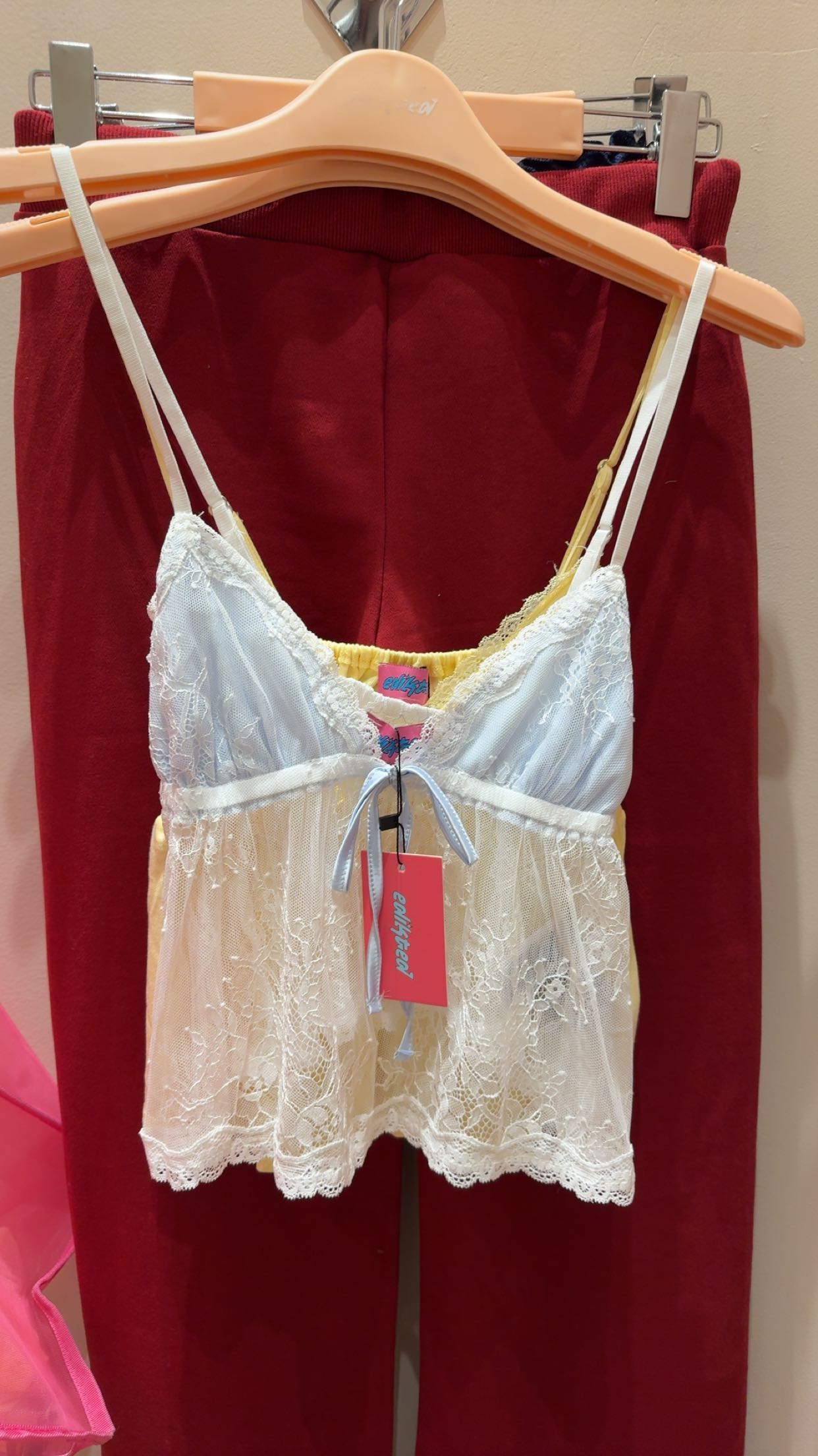 sadie.mckenna snapchat image archive image