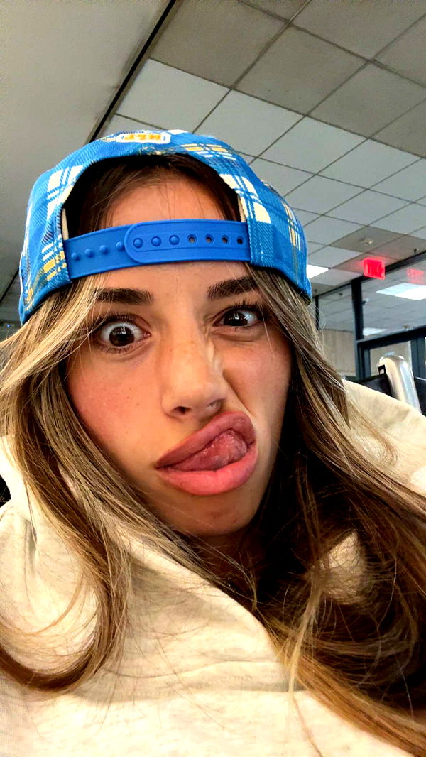 sadie.mckenna image ~ Altpins