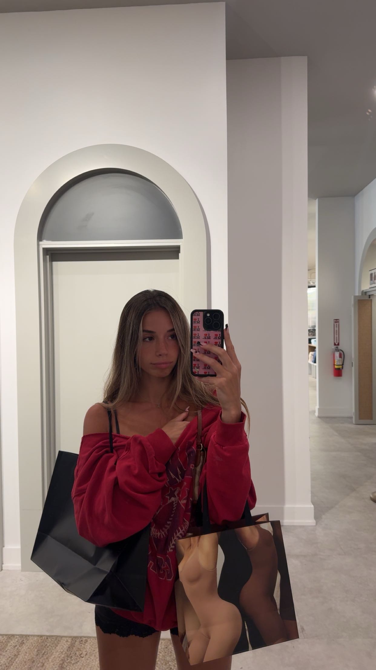 sadie.mckenna snapchat image archive image