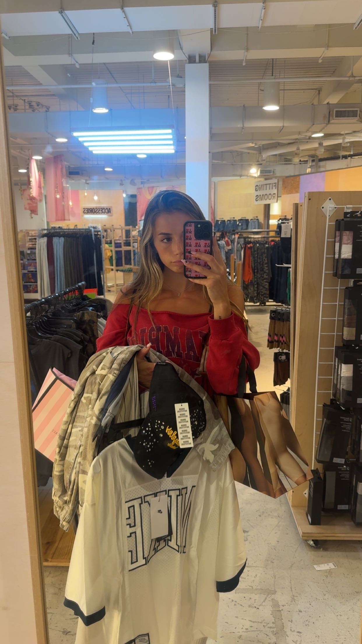 sadie.mckenna snapchat image archive image