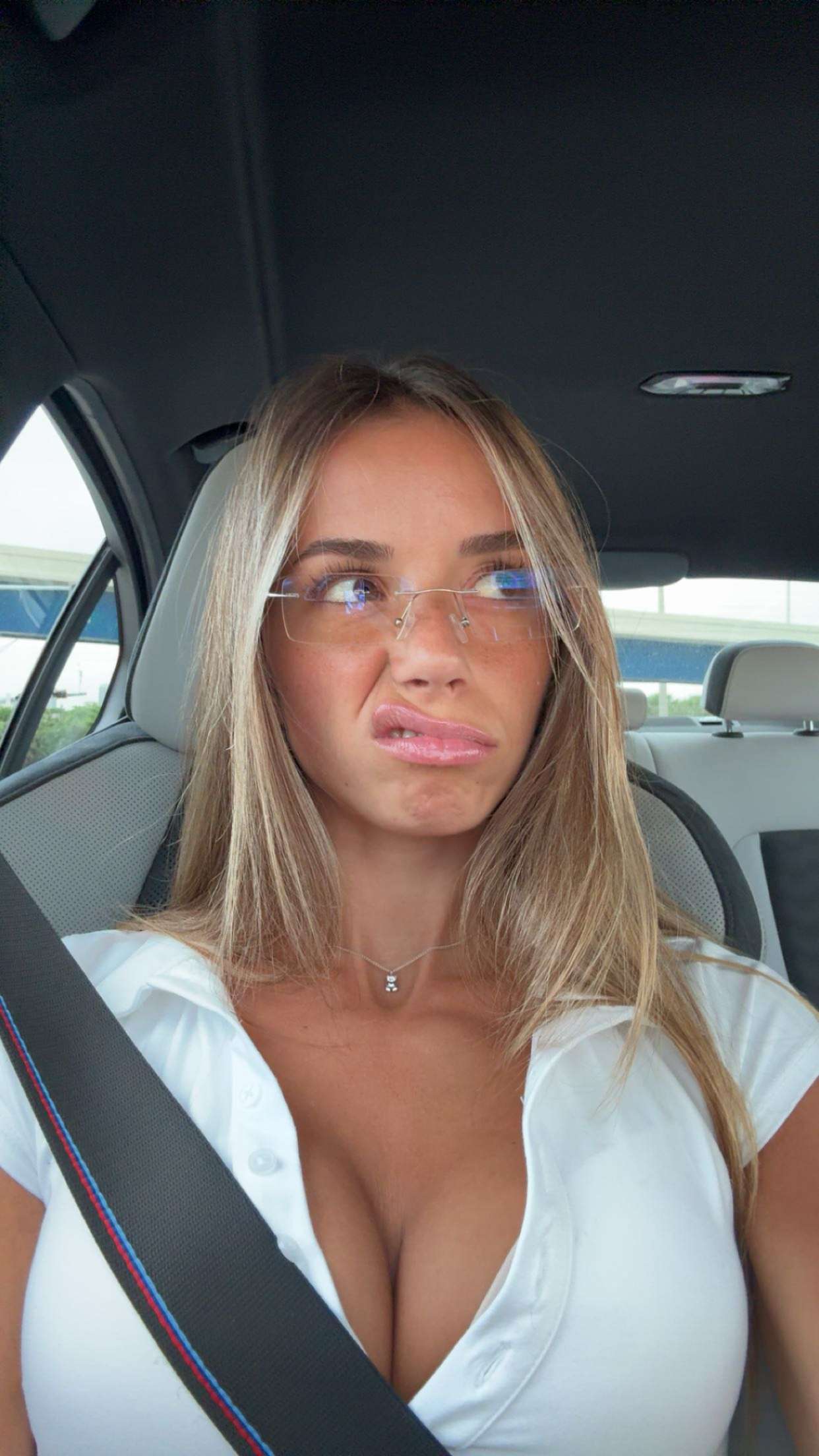 sadie.mckenna snapchat image archive image