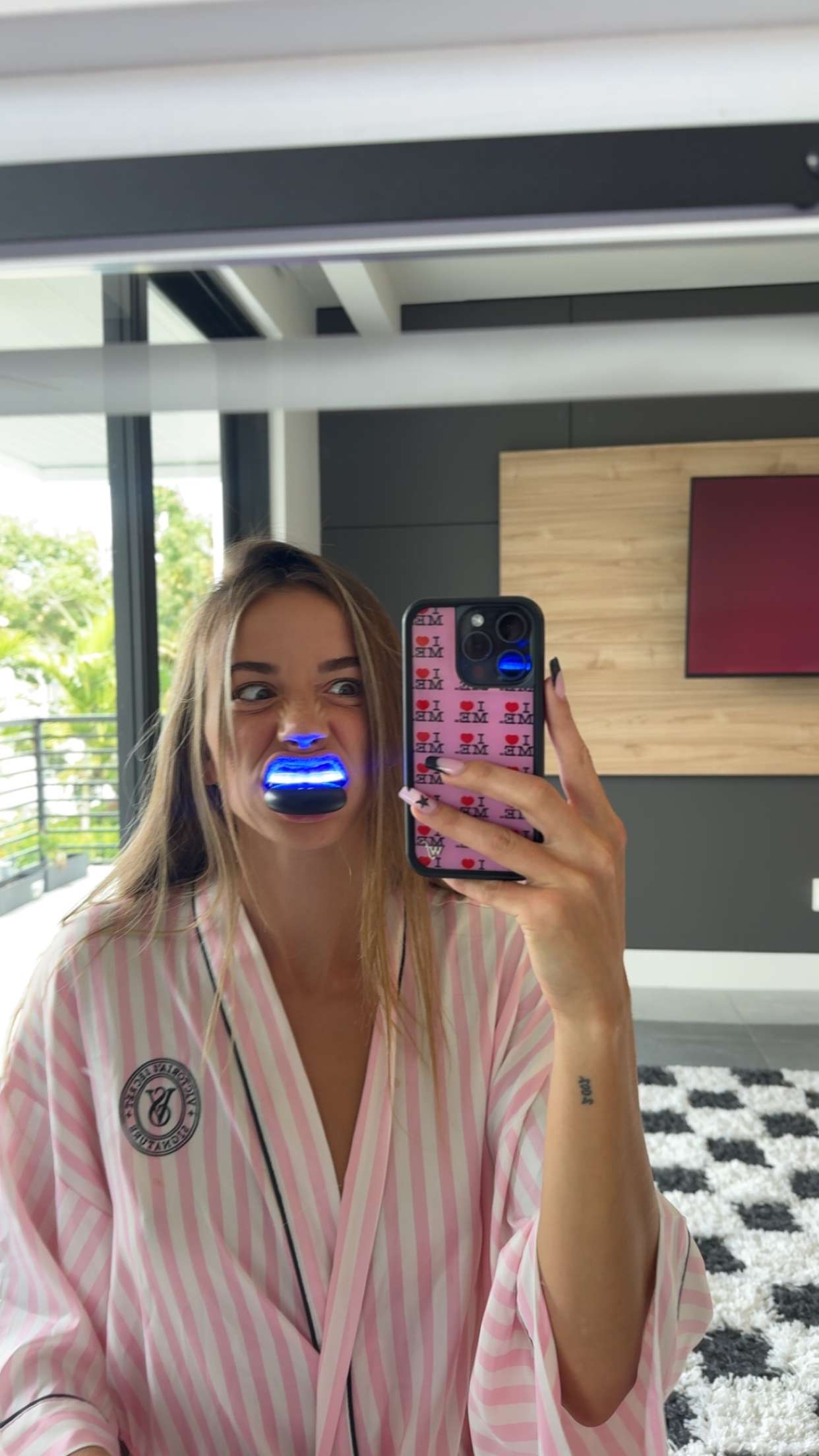 sadie.mckenna snapchat image archive image