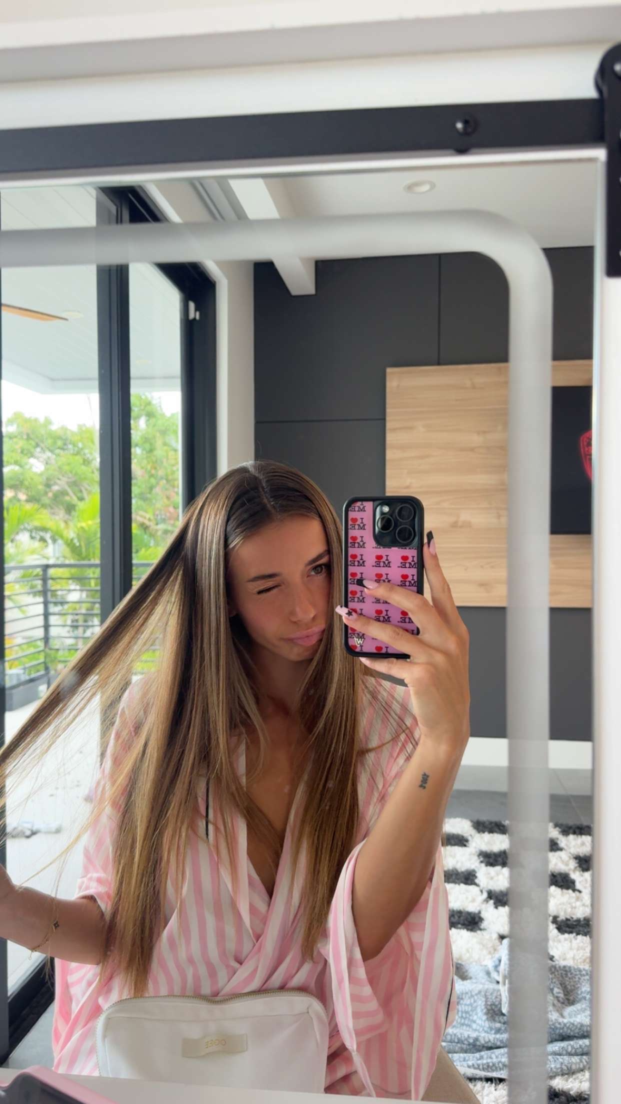 sadie.mckenna snapchat image archive image