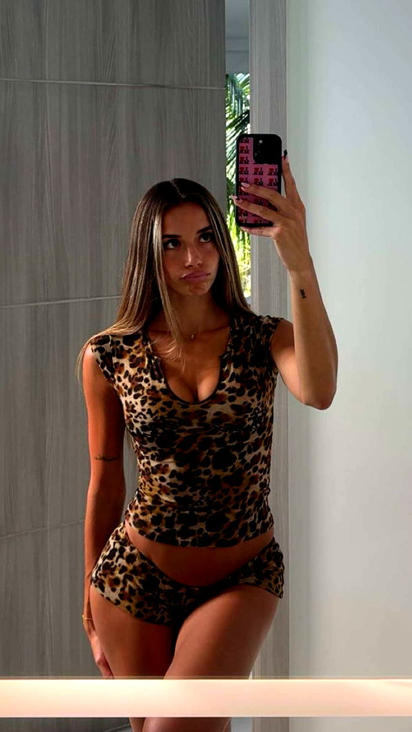 sadie.mckenna image ~ Altpins