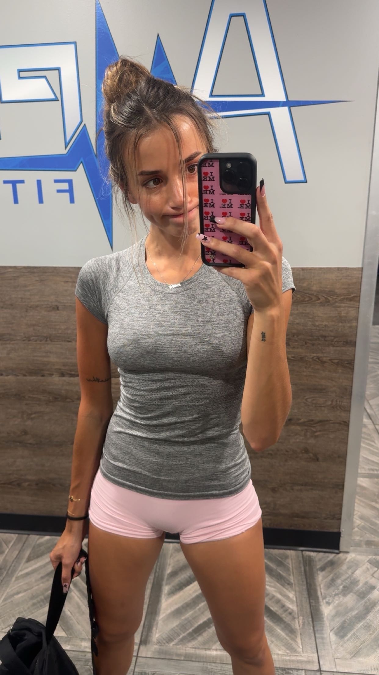 sadie.mckenna snapchat image archive image