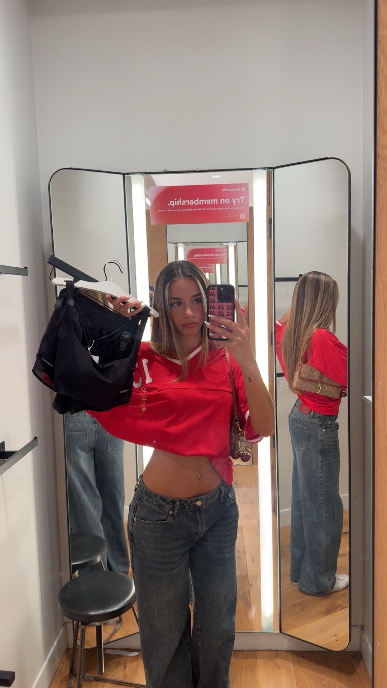 sadie.mckenna snapchat image archive image