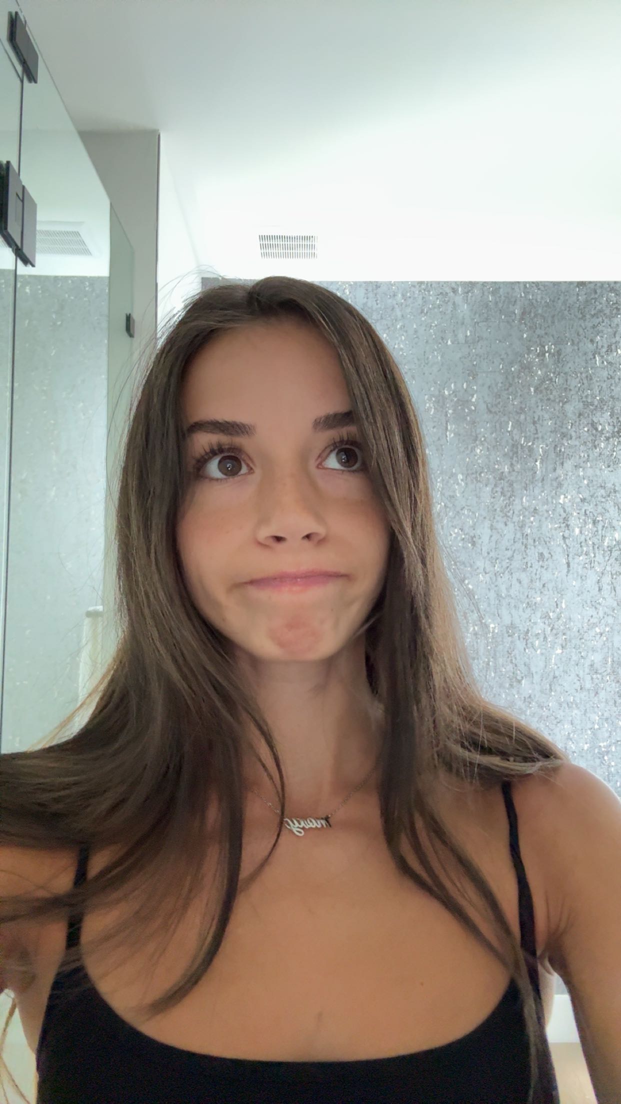 sadie.mckenna snapchat image archive image