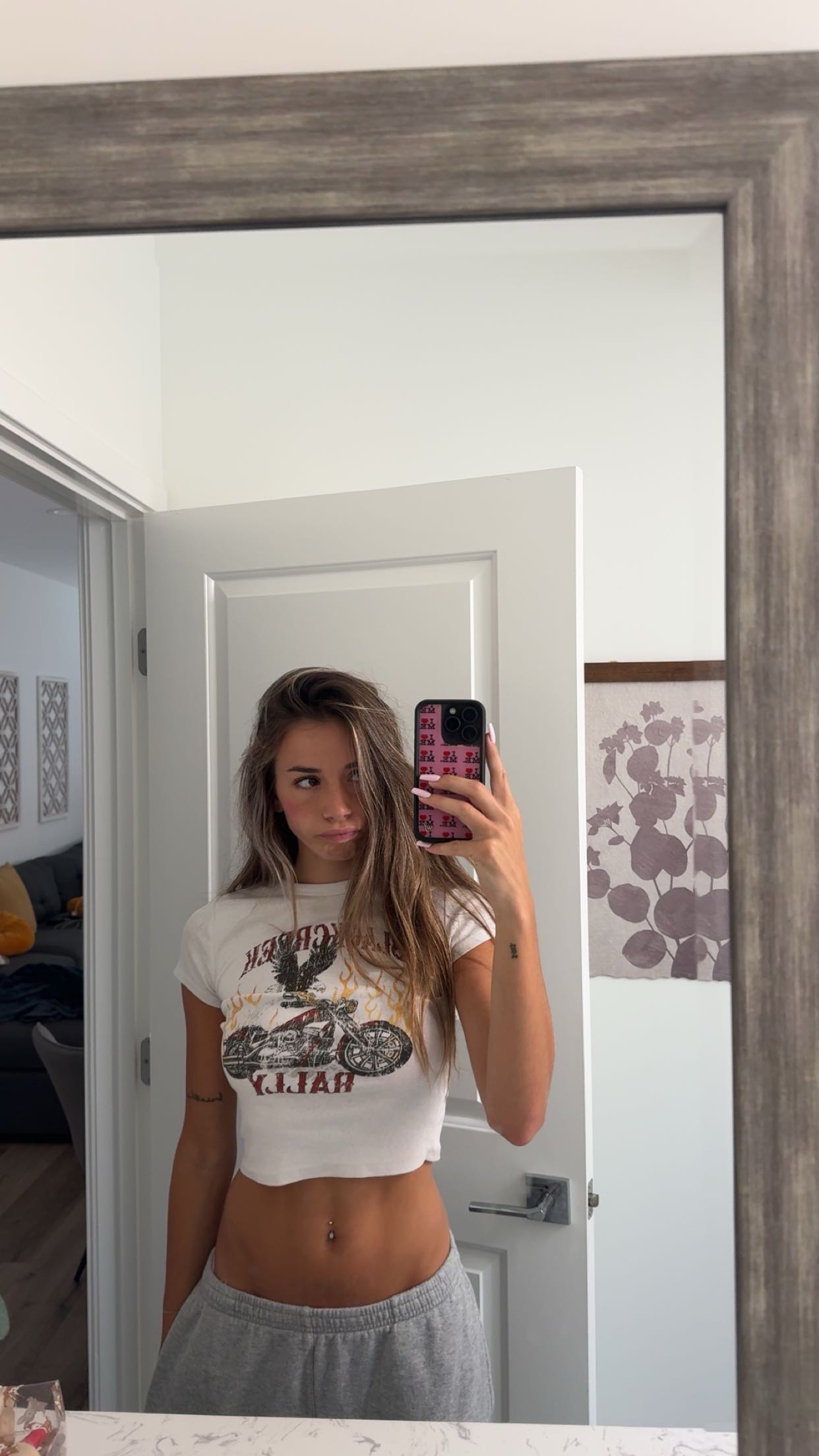 sadie.mckenna snapchat image archive image