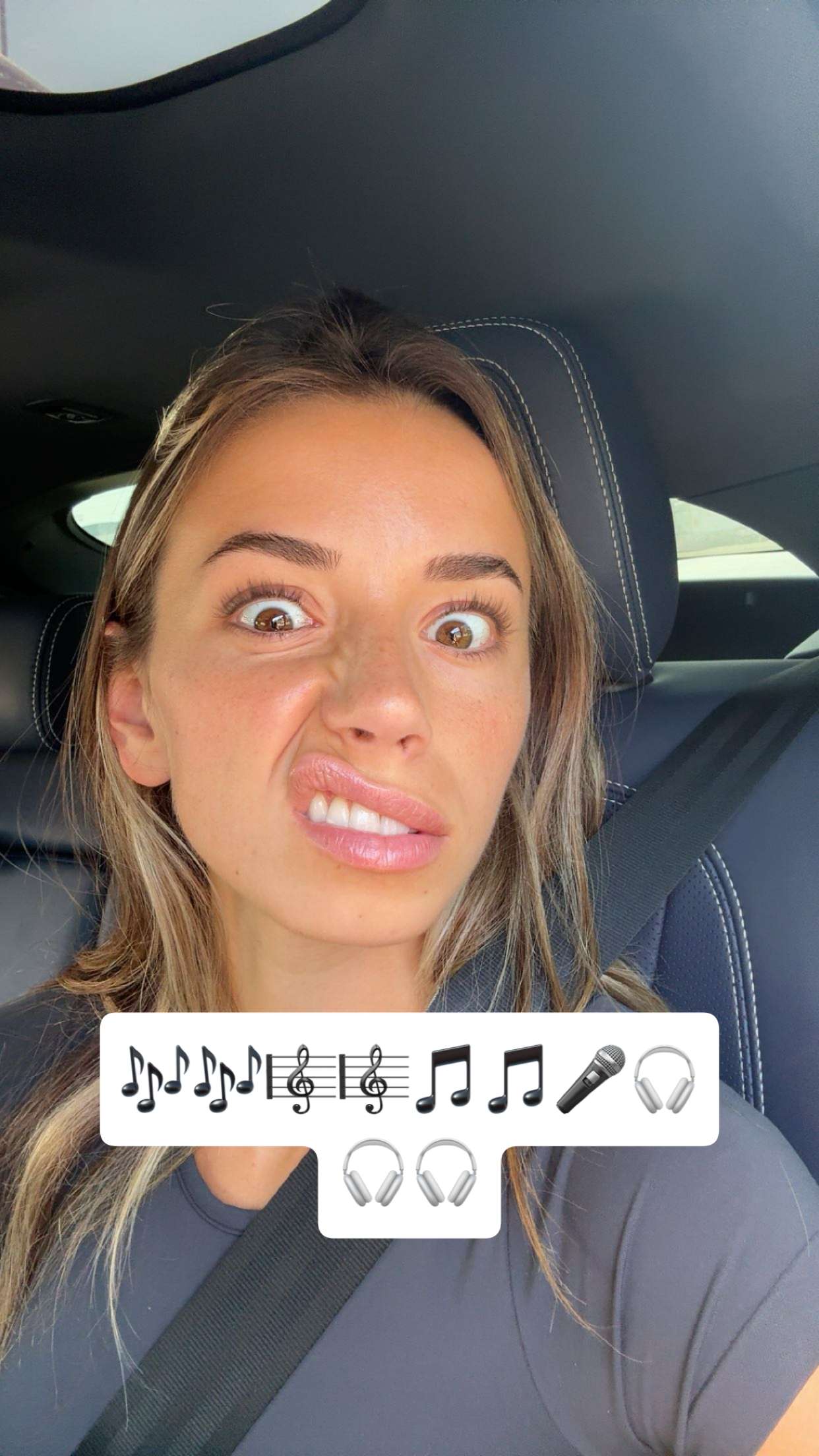 sadie.mckenna snapchat image archive image