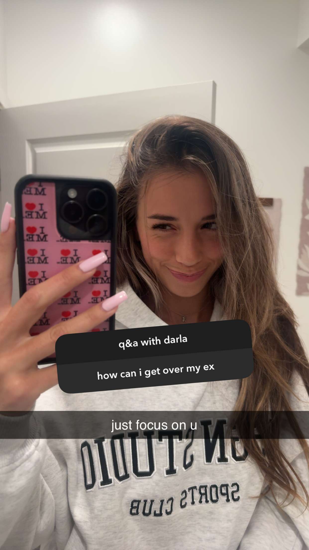 sadie.mckenna snapchat image archive image