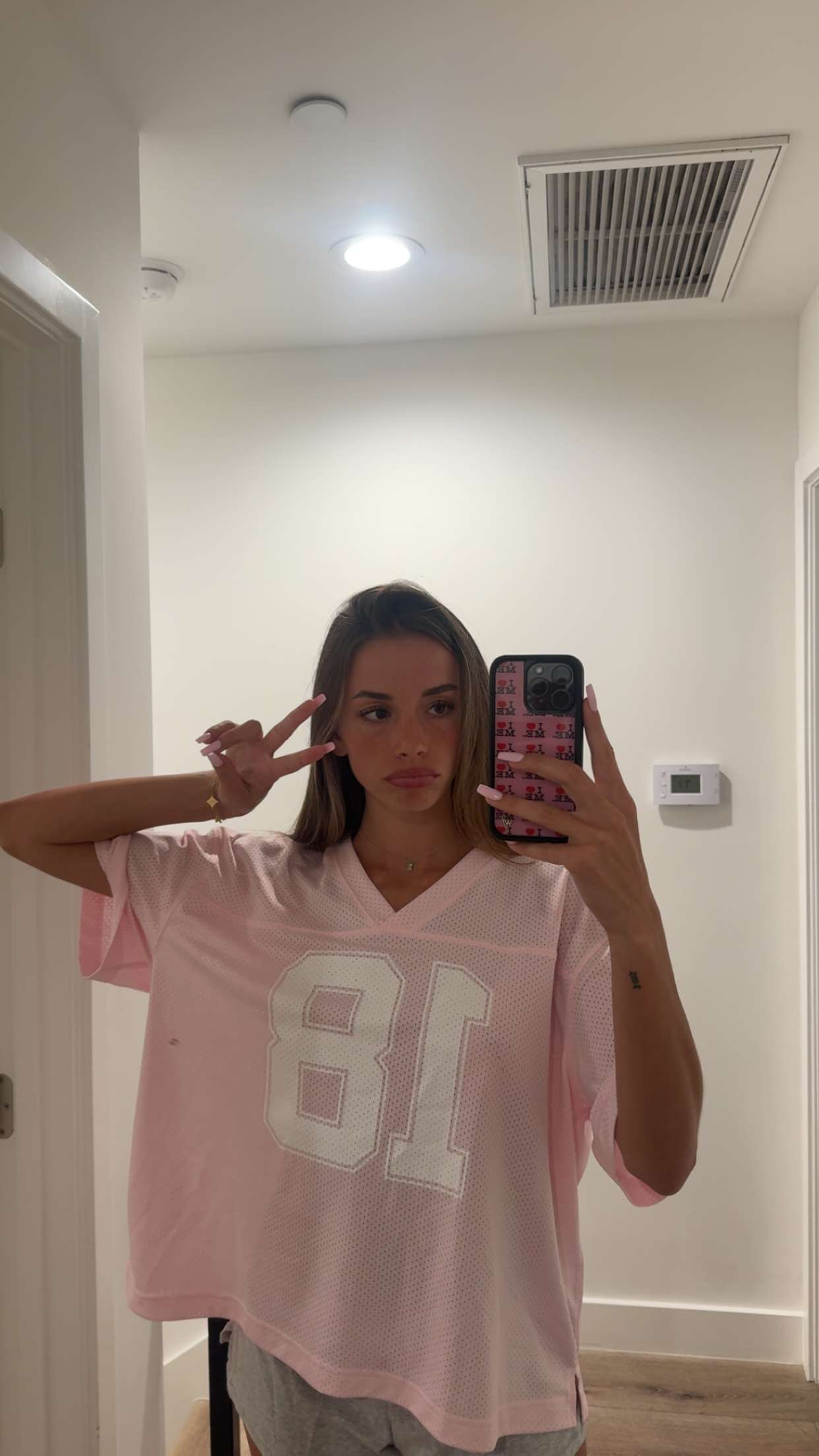 sadie.mckenna snapchat image archive image