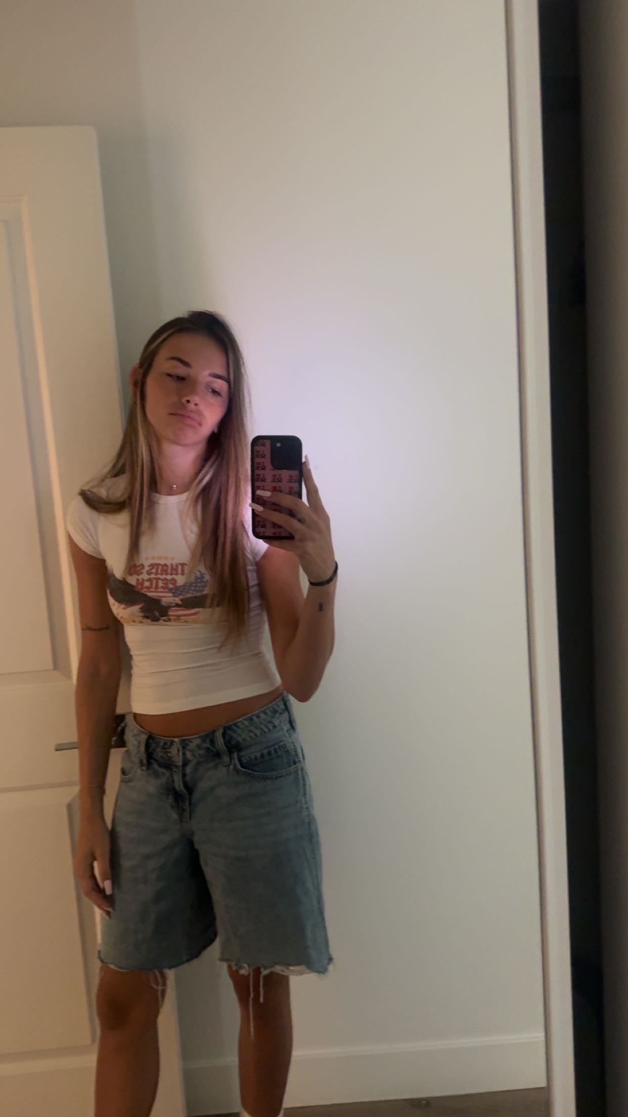 sadie.mckenna snapchat image archive image