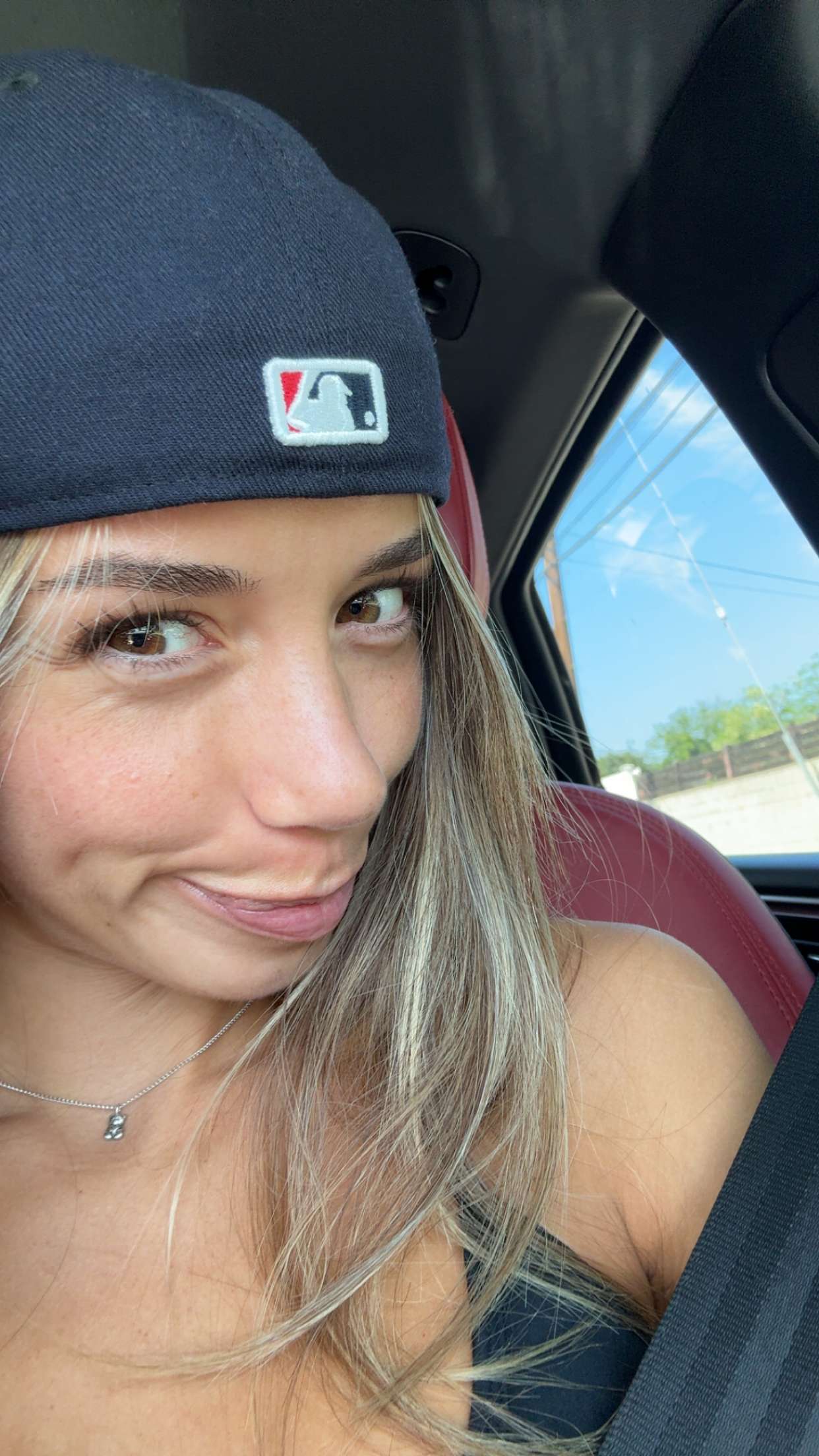 sadie.mckenna snapchat image archive image